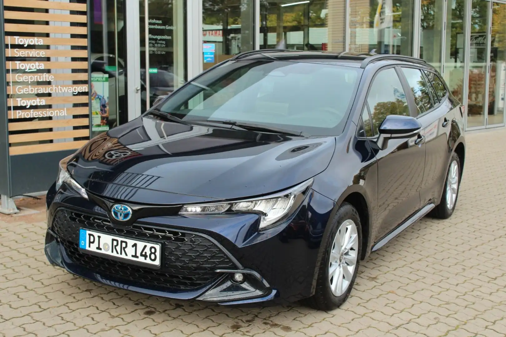Toyota Corolla Touring 2.0 Sports Hybrid Business E Bleu - 1