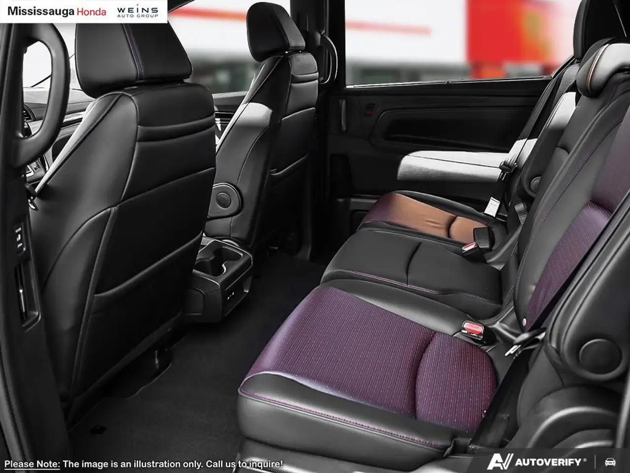 Honda Odyssey снимка Honda Odyssey