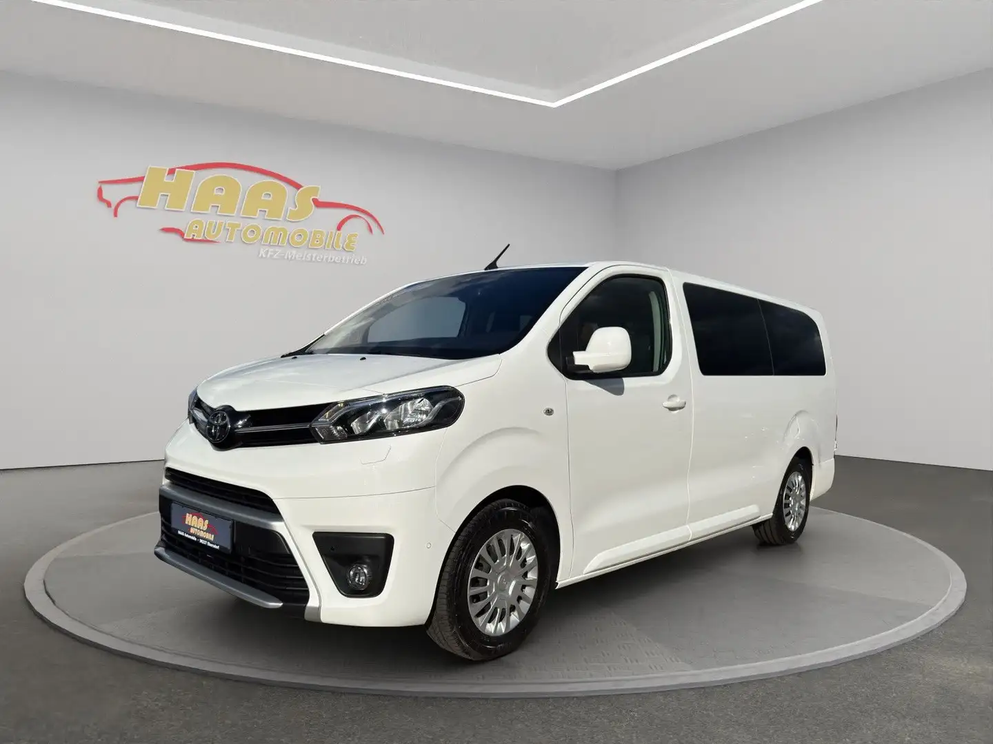 Toyota Proace Verso L2 Shuttle*Navigation*9-Sitzer* Blanc - 1