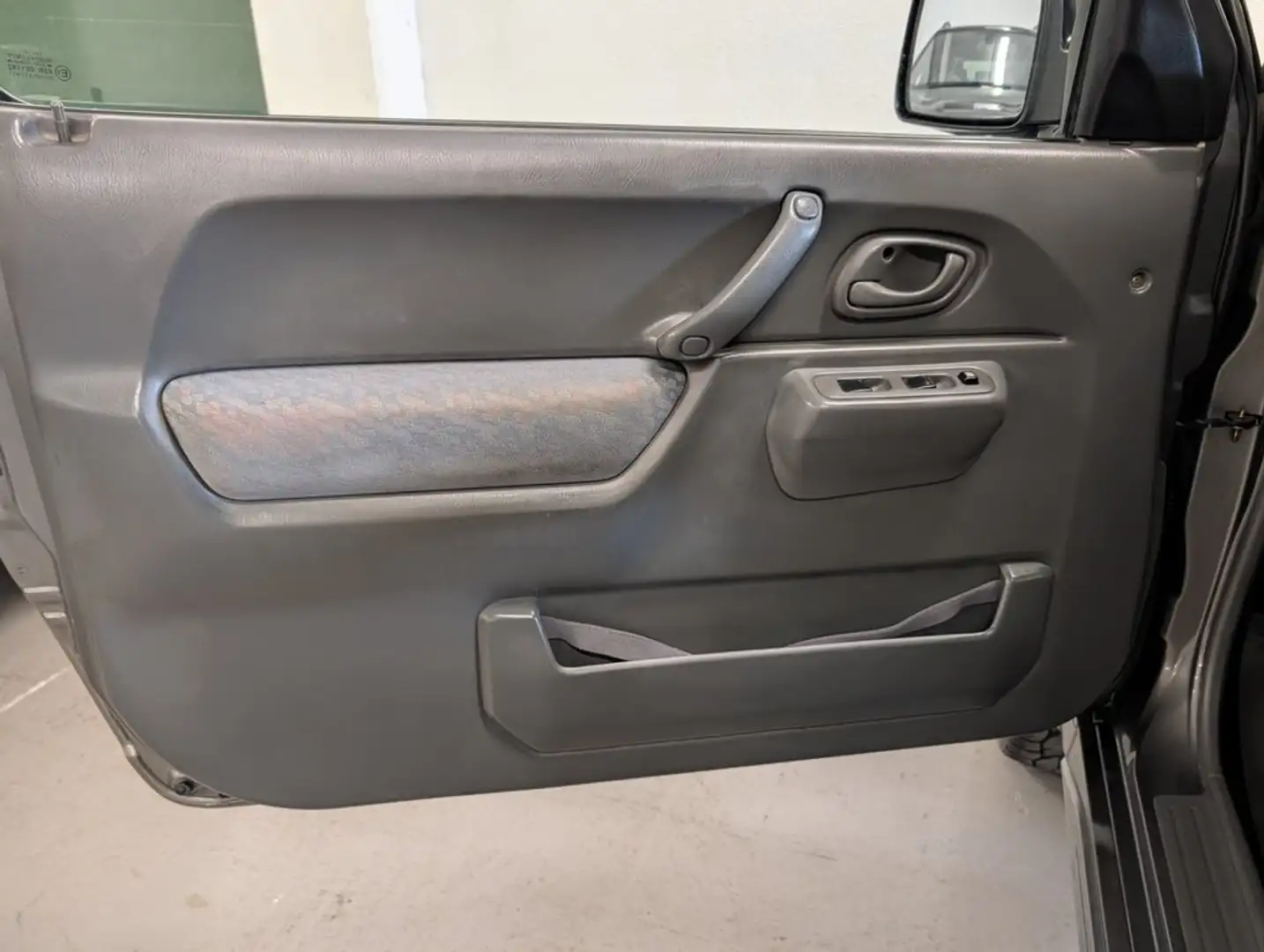 Suzuki Jimny 1.3 16V JLX Hard Top A/A Gris - 2