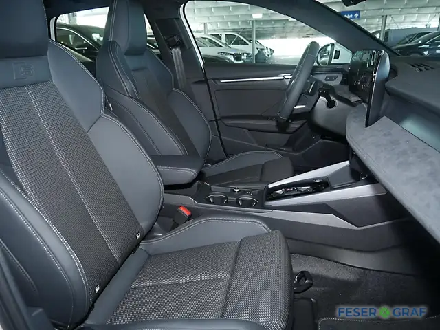 Audi A3 view 5
