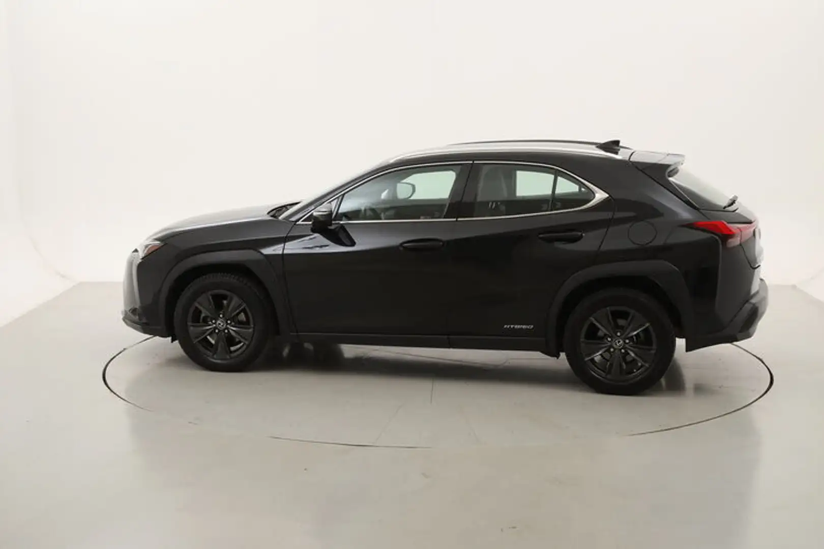 Lexus UX 250h Hybrid Executive 2.0 Full Hybrid 184CV Czarny - 2