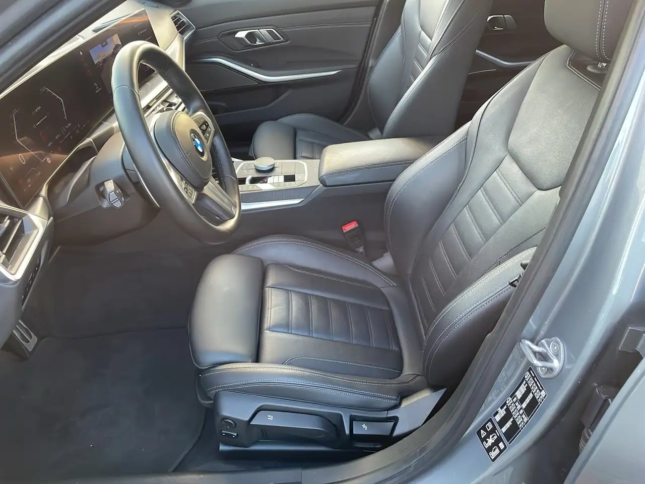 BMW 330 i xDrive Touring M Sport/LivePro/CarPlay/Driving/A 11