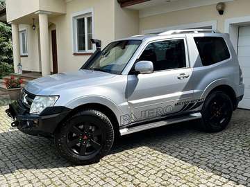 Pajero 3.2 DI-D Automatik Intense
