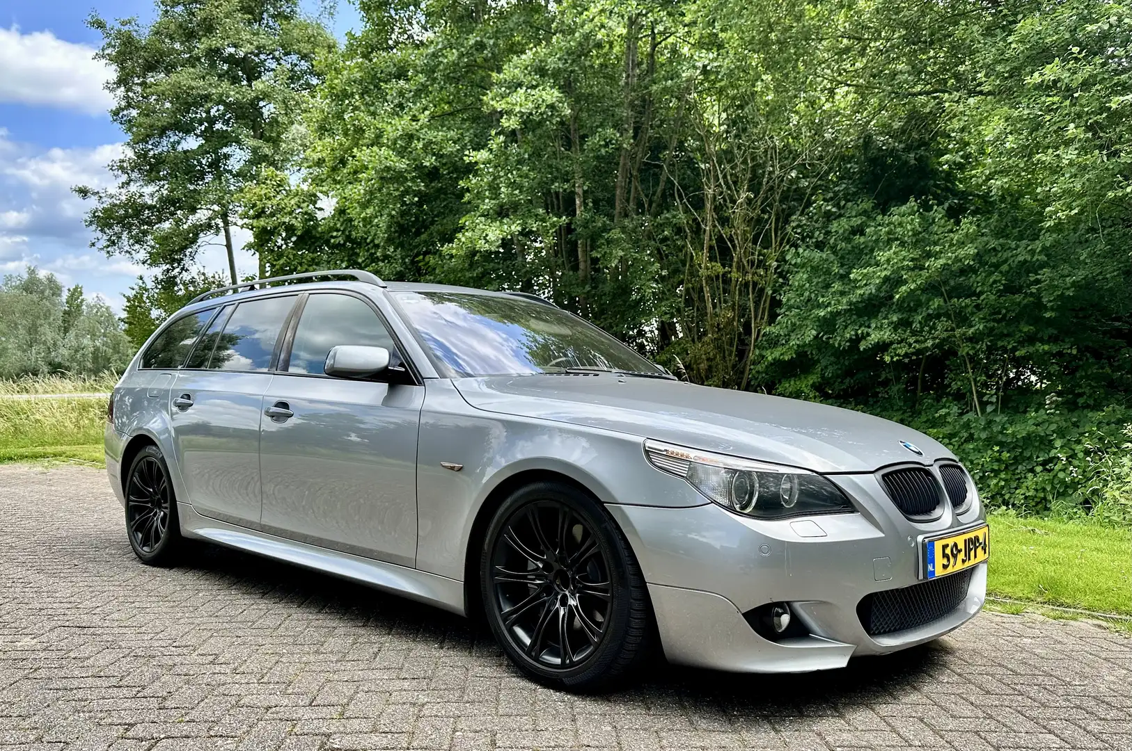 BMW 535 535D Touring E61 HE | M-Sport | 350pk Grijs - 1