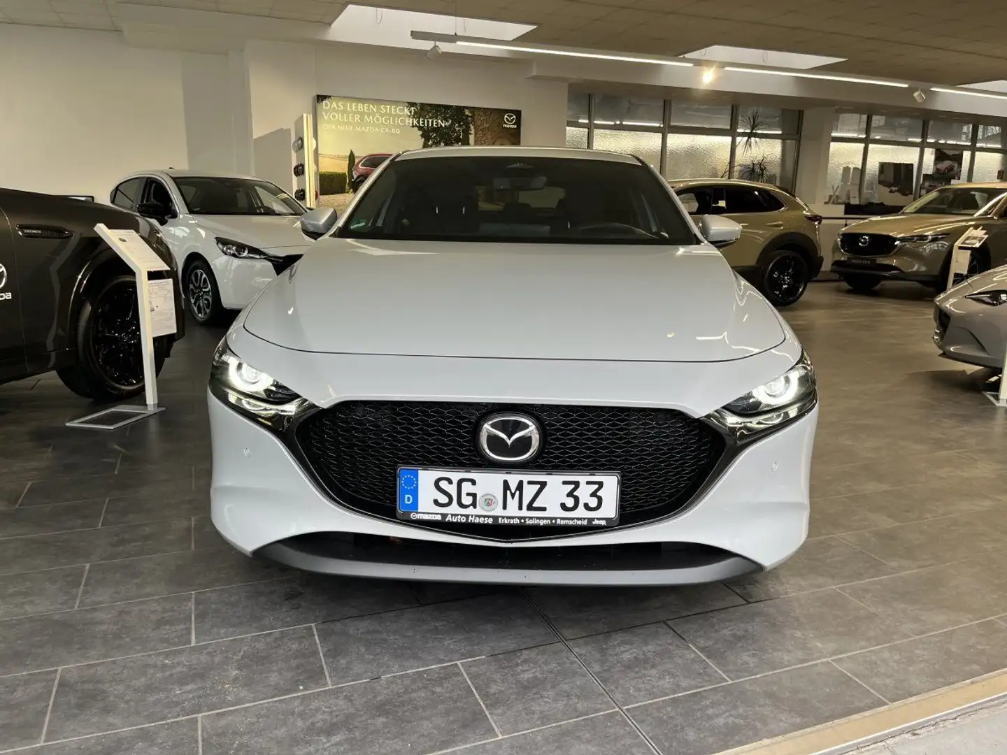 Mazda 3 2.0 150PS Exclusive-line Matrix LED RFK Navi Wit - 2
