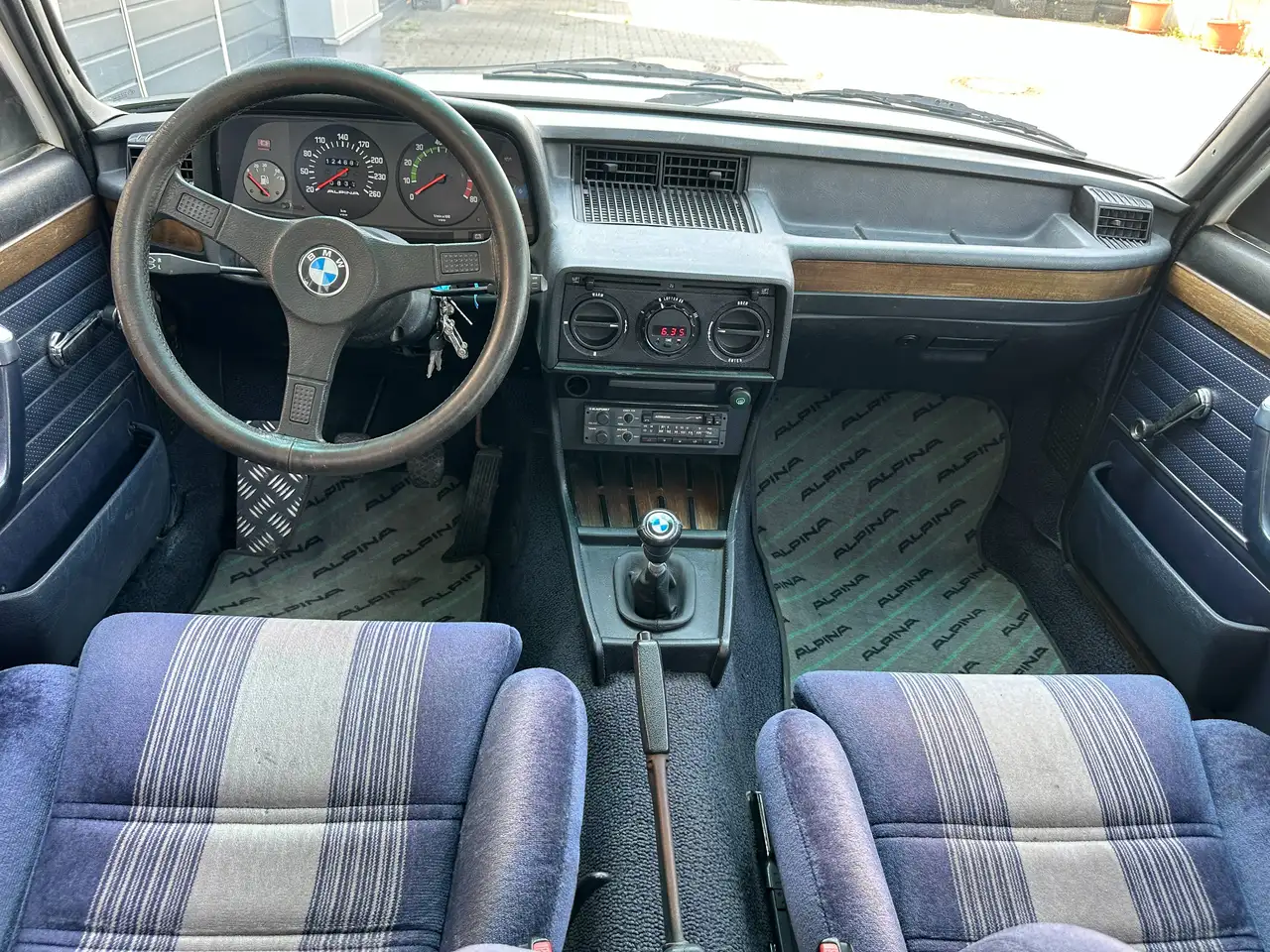 BMW 528i E12 M535i Nachbau, foto 11