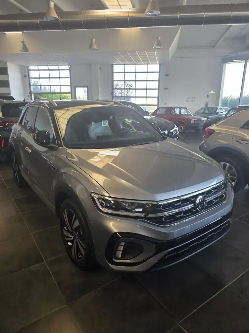 Volkswagen T-Roc 2.0 TDI SCR R-Line Plus Grau - 1