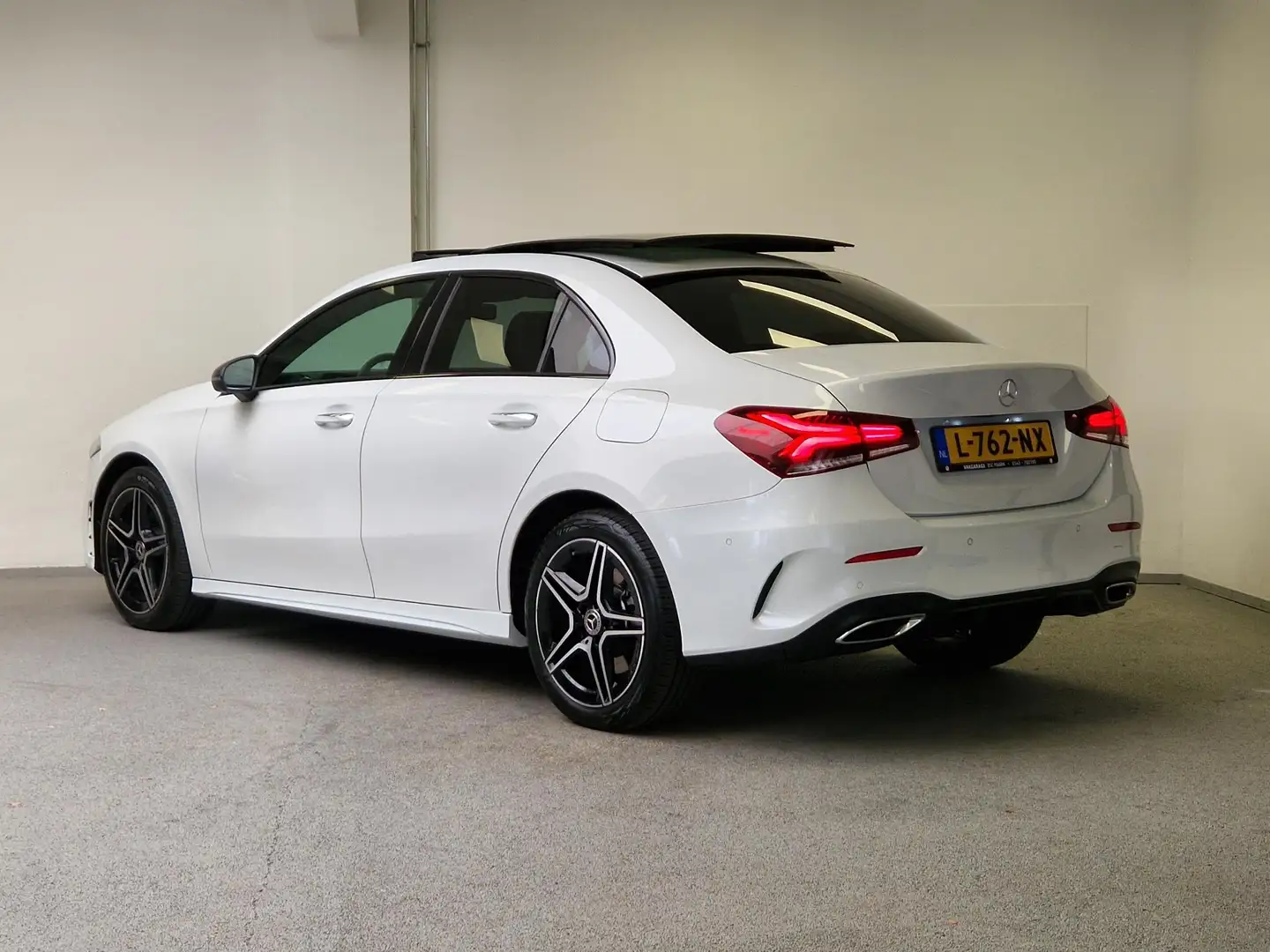 Mercedes-Benz A 250 e AMG Limited | 1e-EIG. | PANO | BURMESTER | MULTI Wit - 2