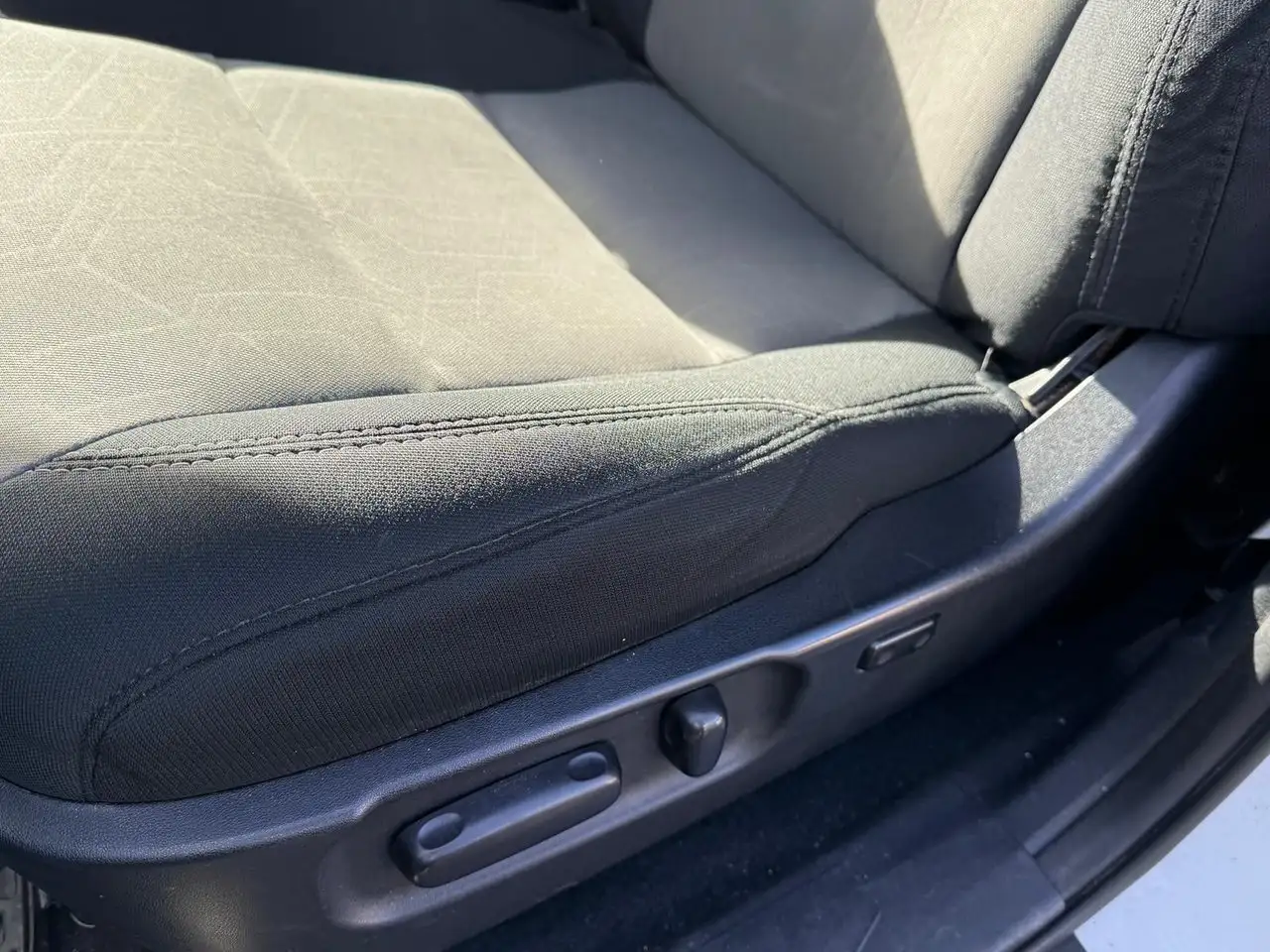 Toyota Tacoma снимка Toyota Tacoma
