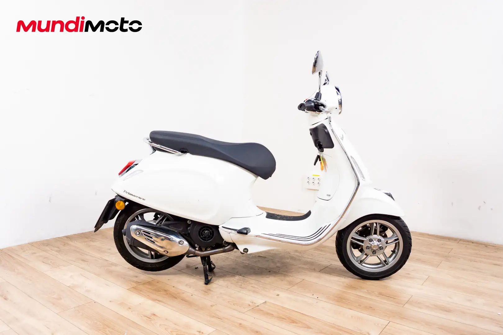 Vespa Primavera 125 - 1