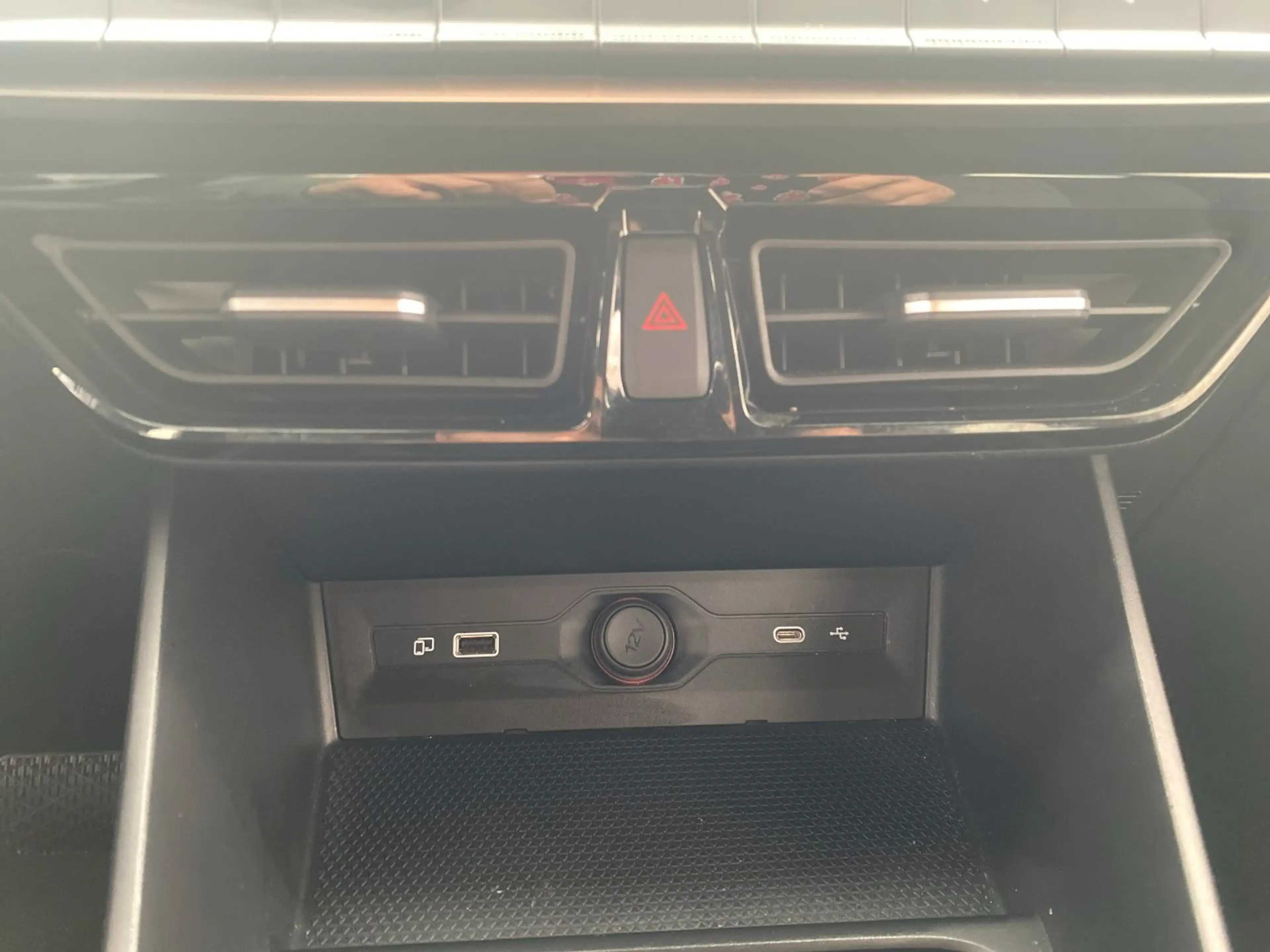 MG MG3 Hybrid+ Comfort NAVI*RÜCKFAHRKAMERA*LED — photo 12