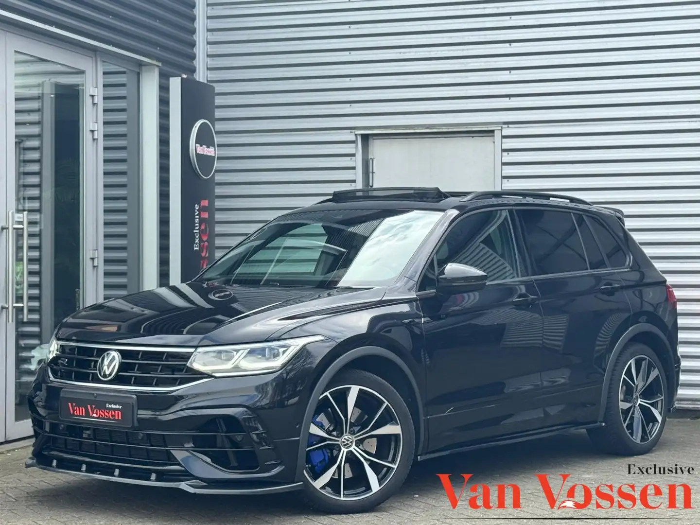Volkswagen Tiguan 2.0 TSI R 4Motion|320PK|Pano|Camera|Carplay|Memory Schwarz - 1
