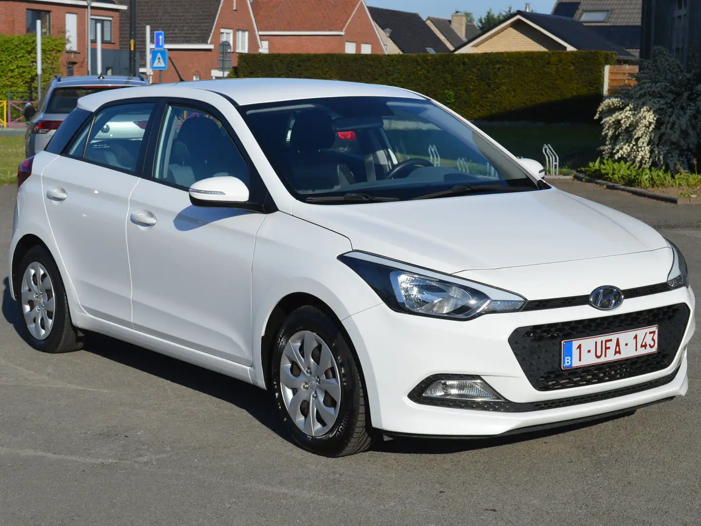 Hyundai i20 1.2i Cool Blanc - 2