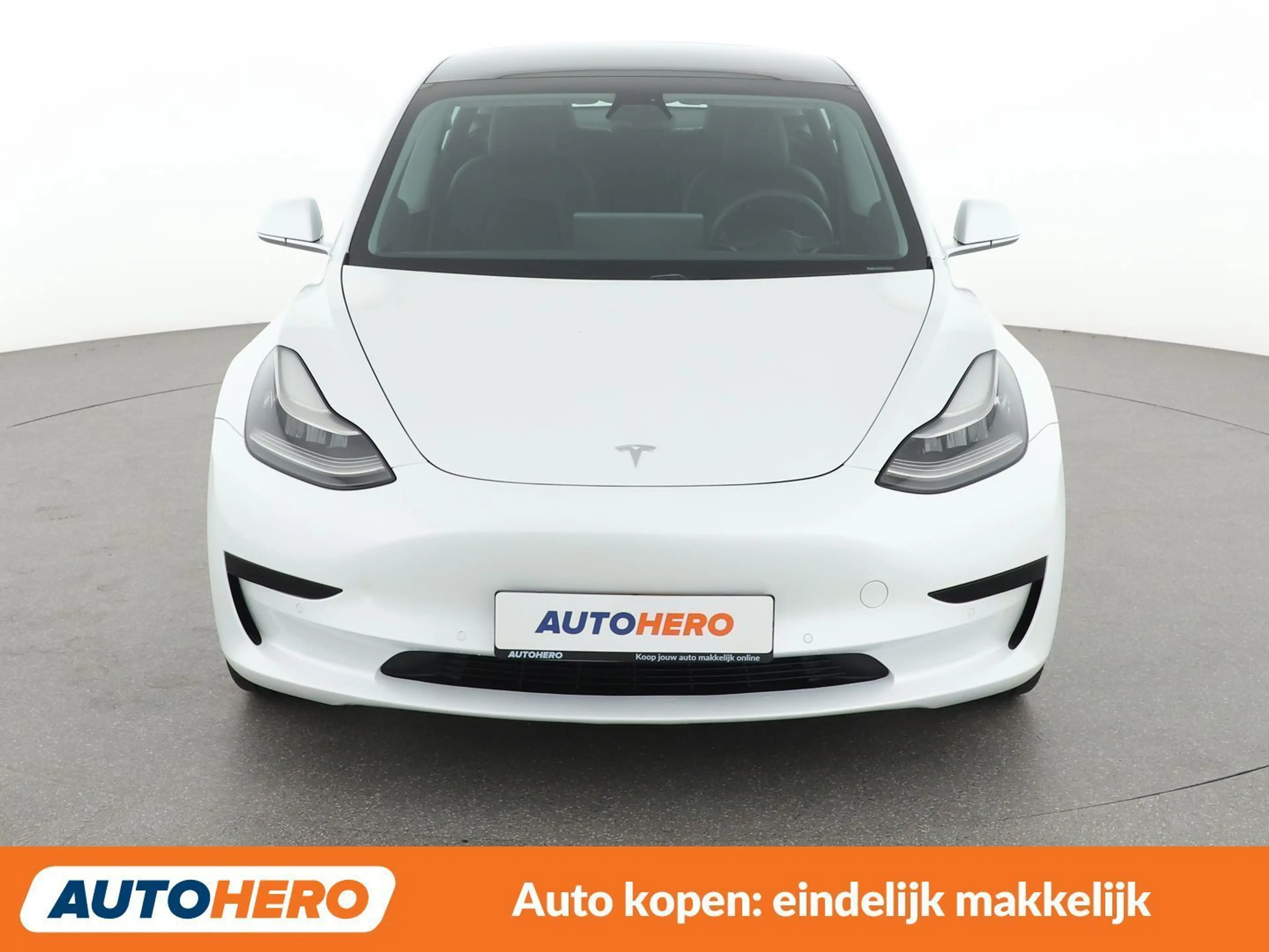 Tesla Model 3 Standard Range Plus — photo 9