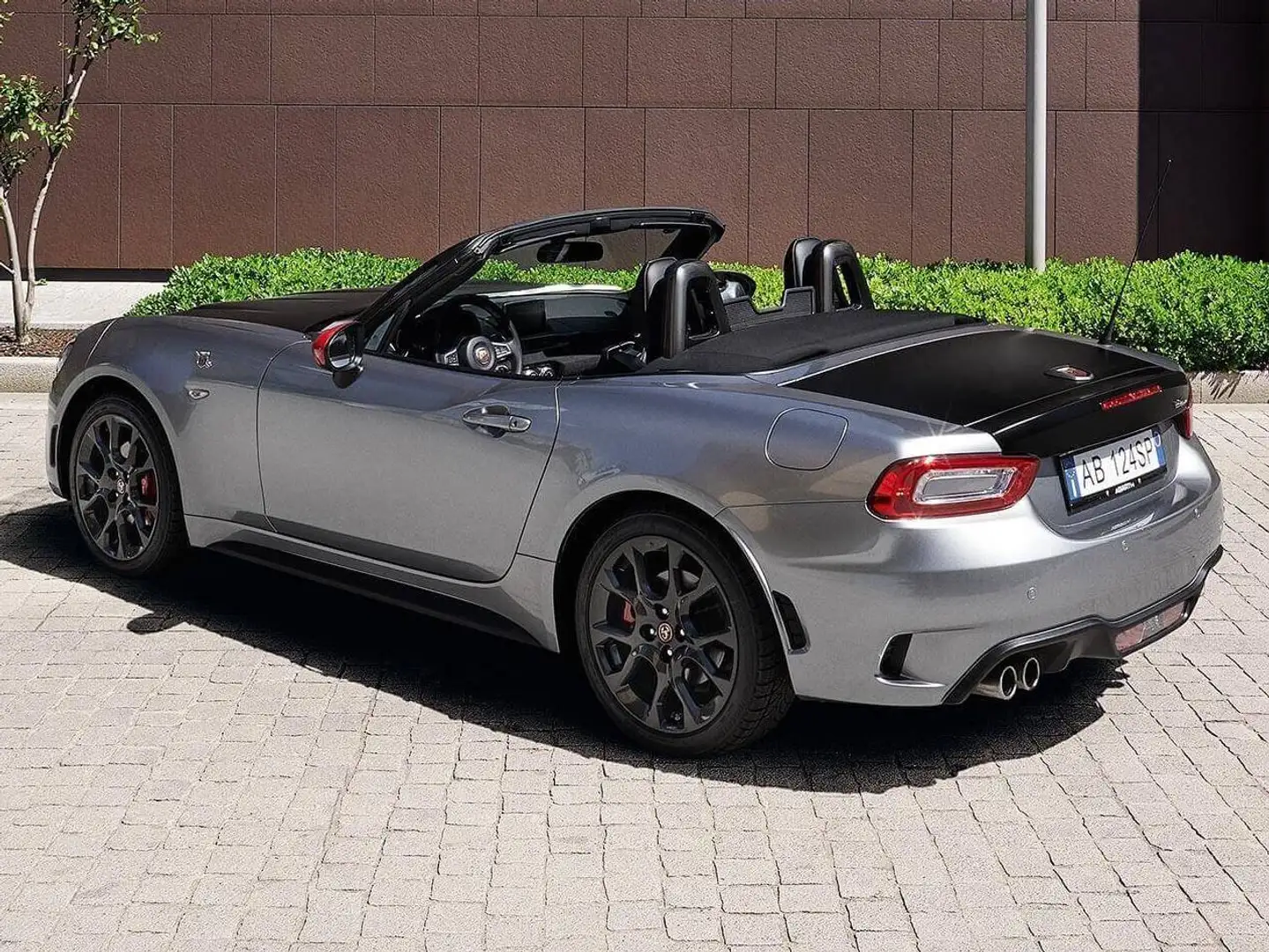 Abarth 124 Spider 1.4 MultiAir Grau - 2