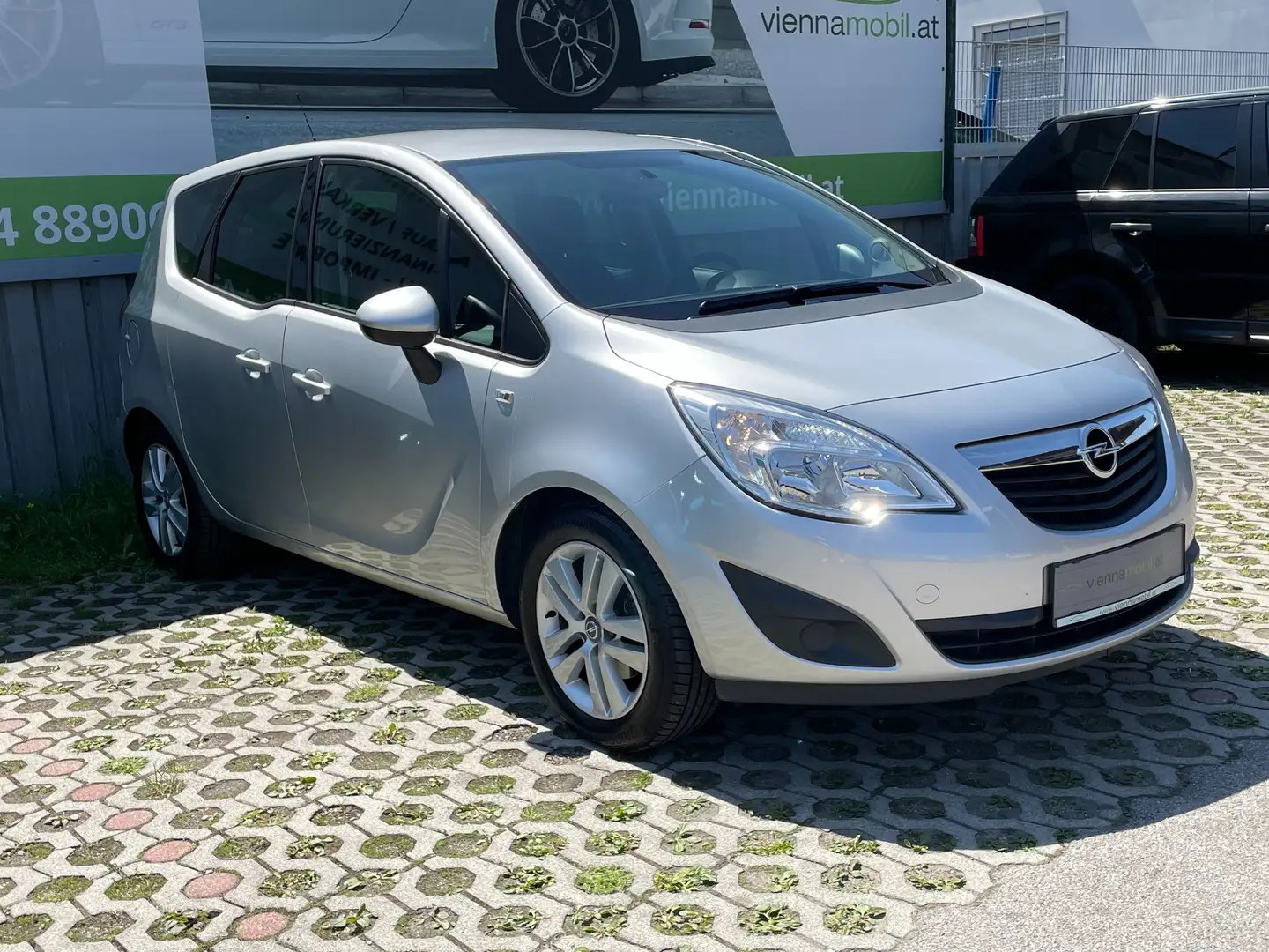 Opel Meriva 1,4 Twinport Edition *2. Besitz * Servicegepflegt* Silber - 1