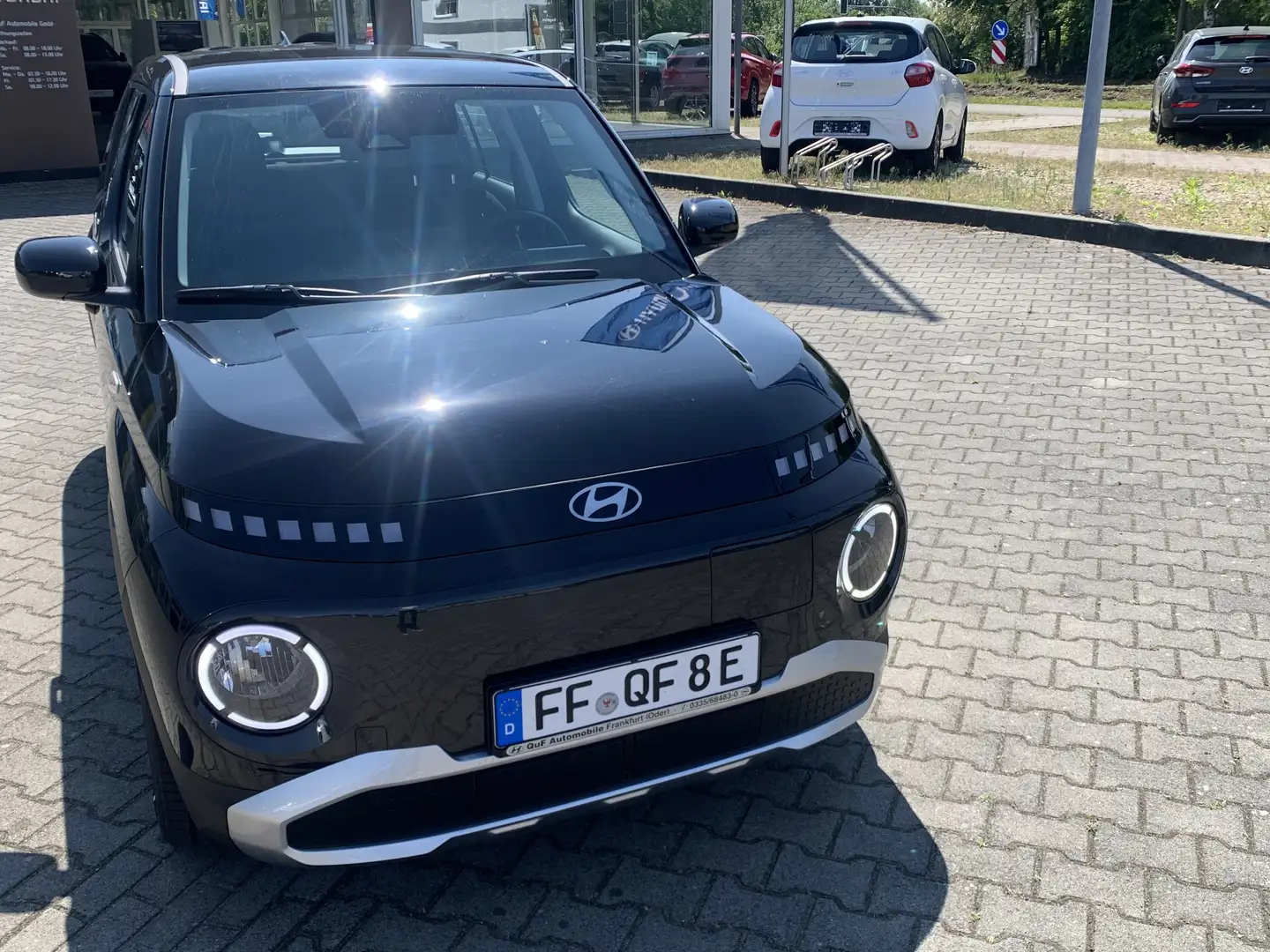 Hyundai Inster Elektro 71 kW FWD Select Zwart - 1
