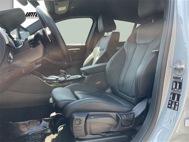 BMW X4 xDrive20i M Sportpaket // aktive Geschwindigkeitsr — photo 10