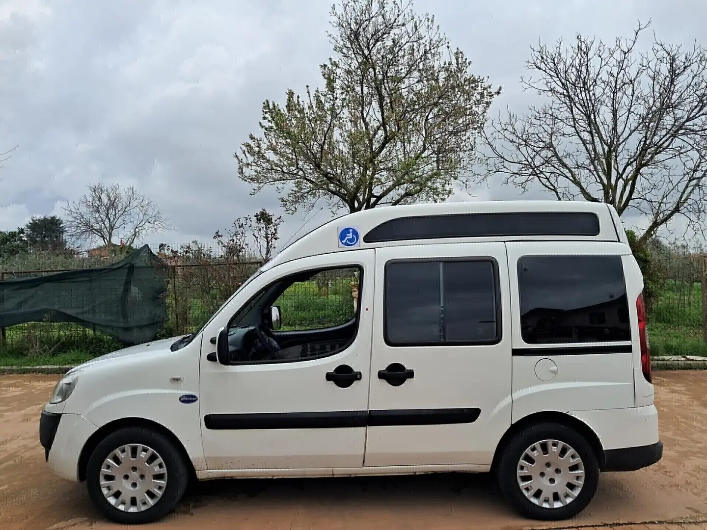 Fiat Doblo Doblò 1.9 120cv TETTO ALTO TRASPORTO DISABILI Alb - 2