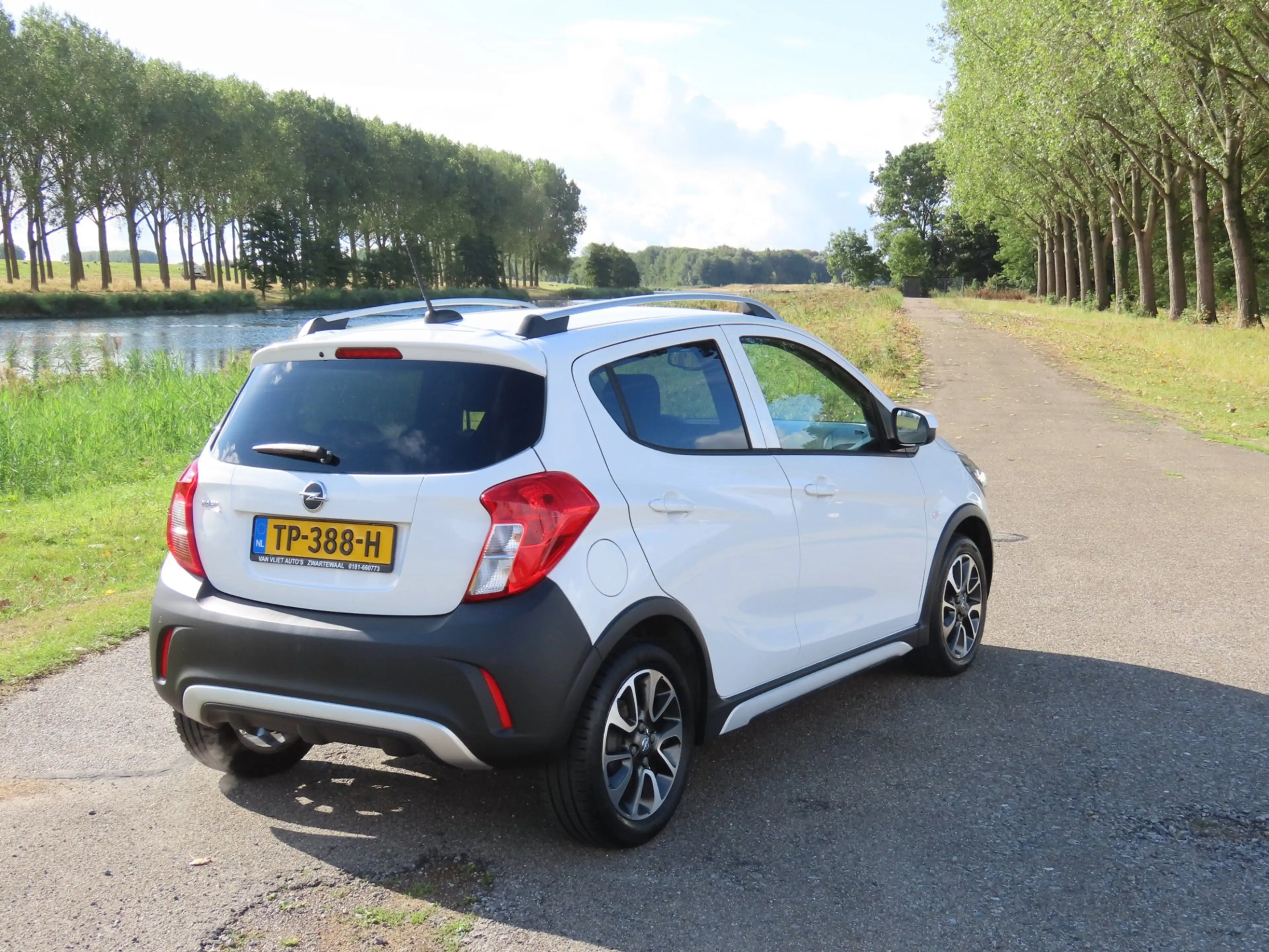 Opel Karl 1.0 Rocks Online Edition *Carplay — photo 4