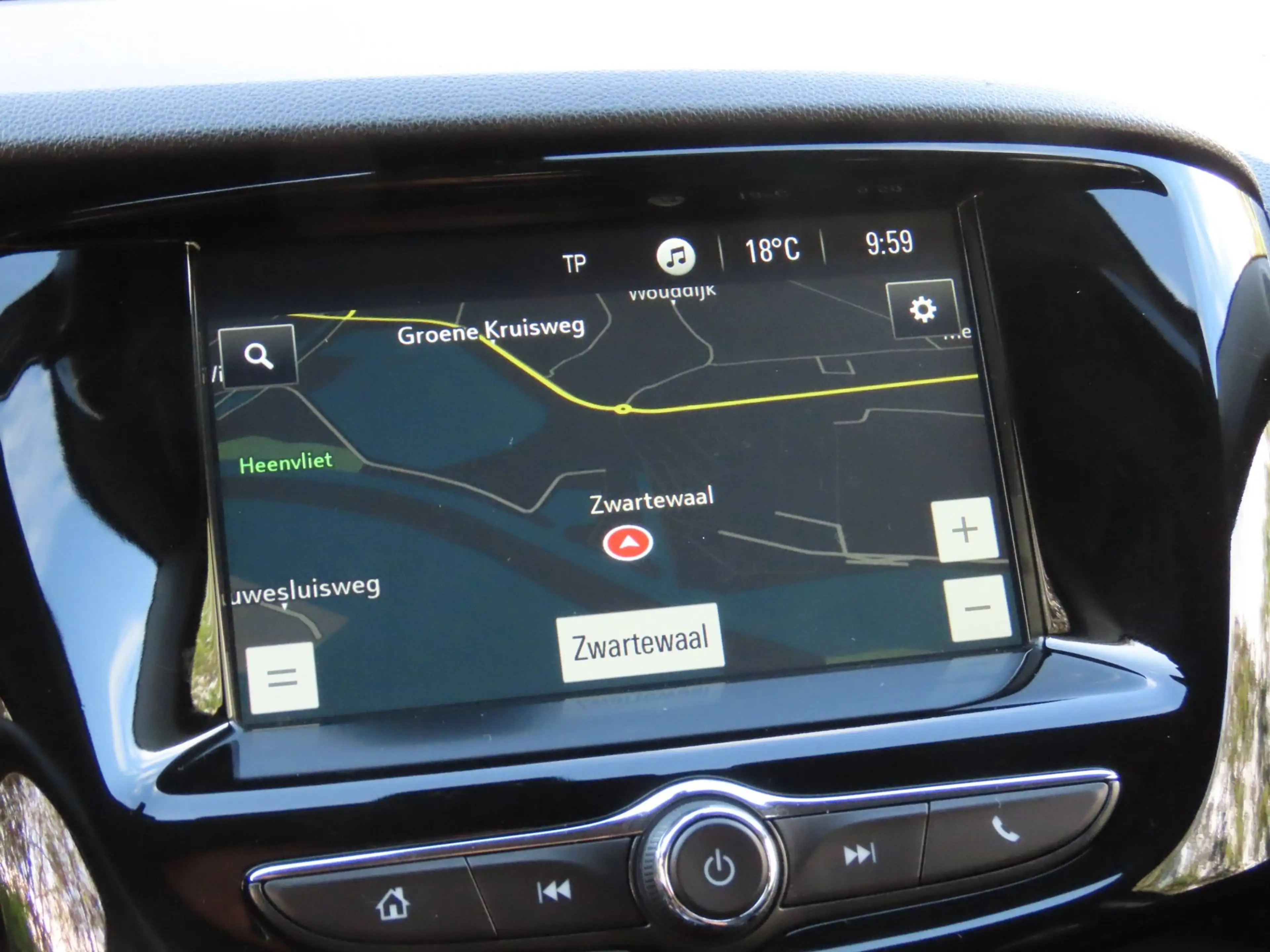 Opel Karl 1.0 Rocks Online Edition *Carplay — photo 16