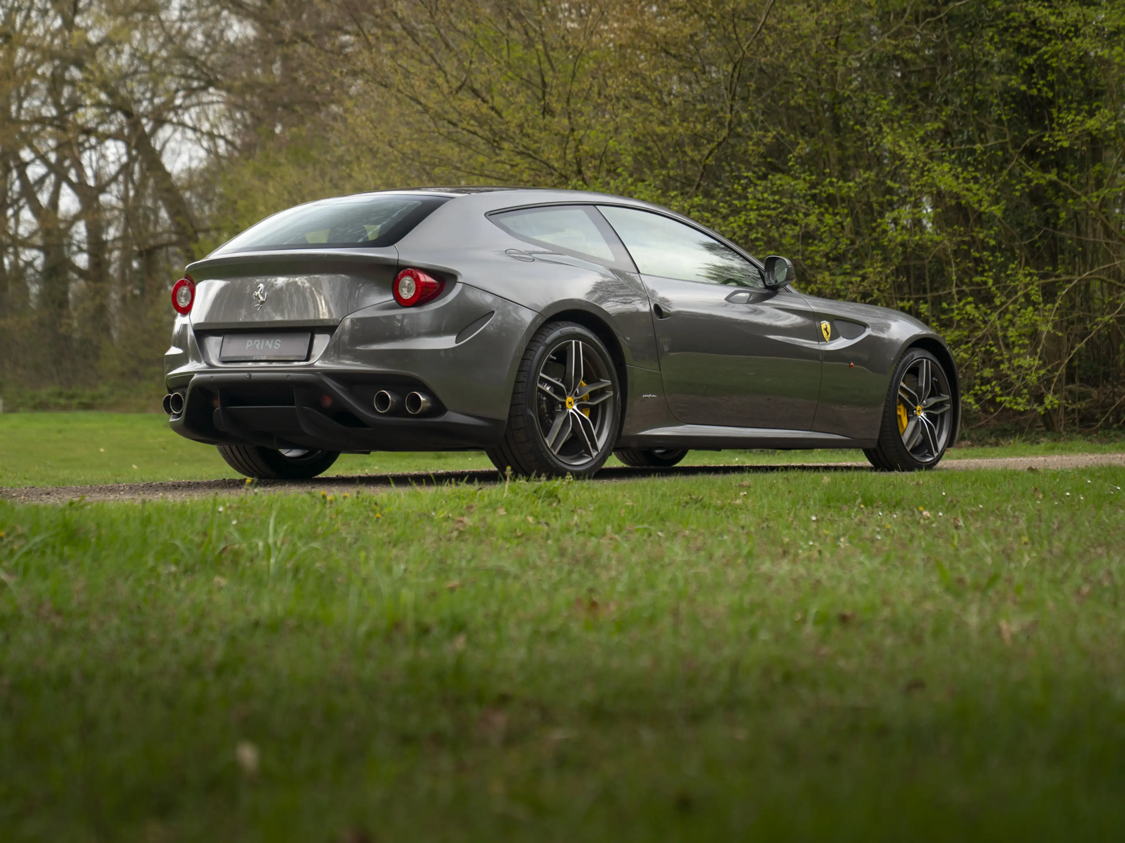 Ferrari FF 6.3 V12 | Perfect maintenance — photo 4
