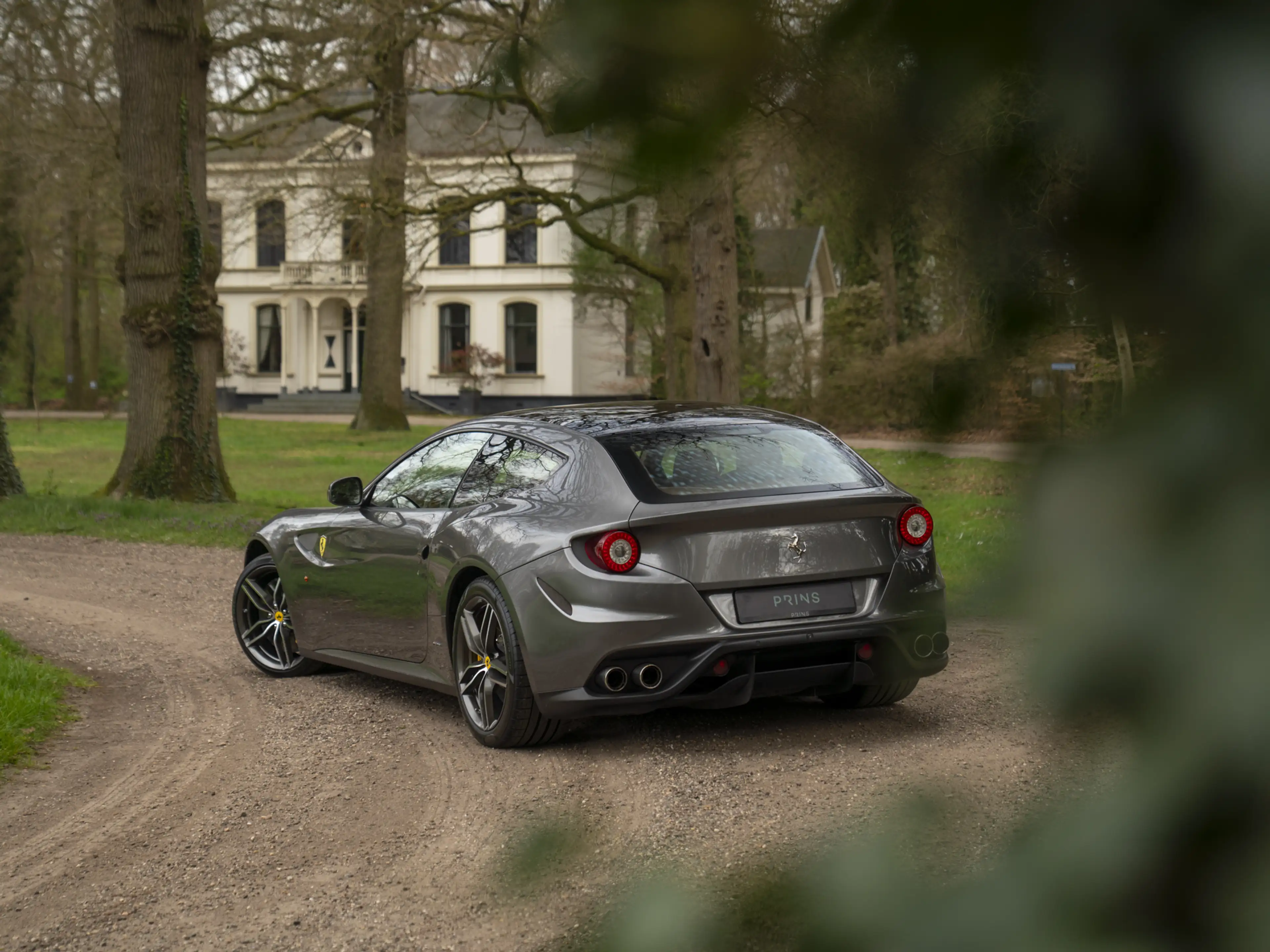Ferrari FF 6.3 V12 | Perfect maintenance — photo 6