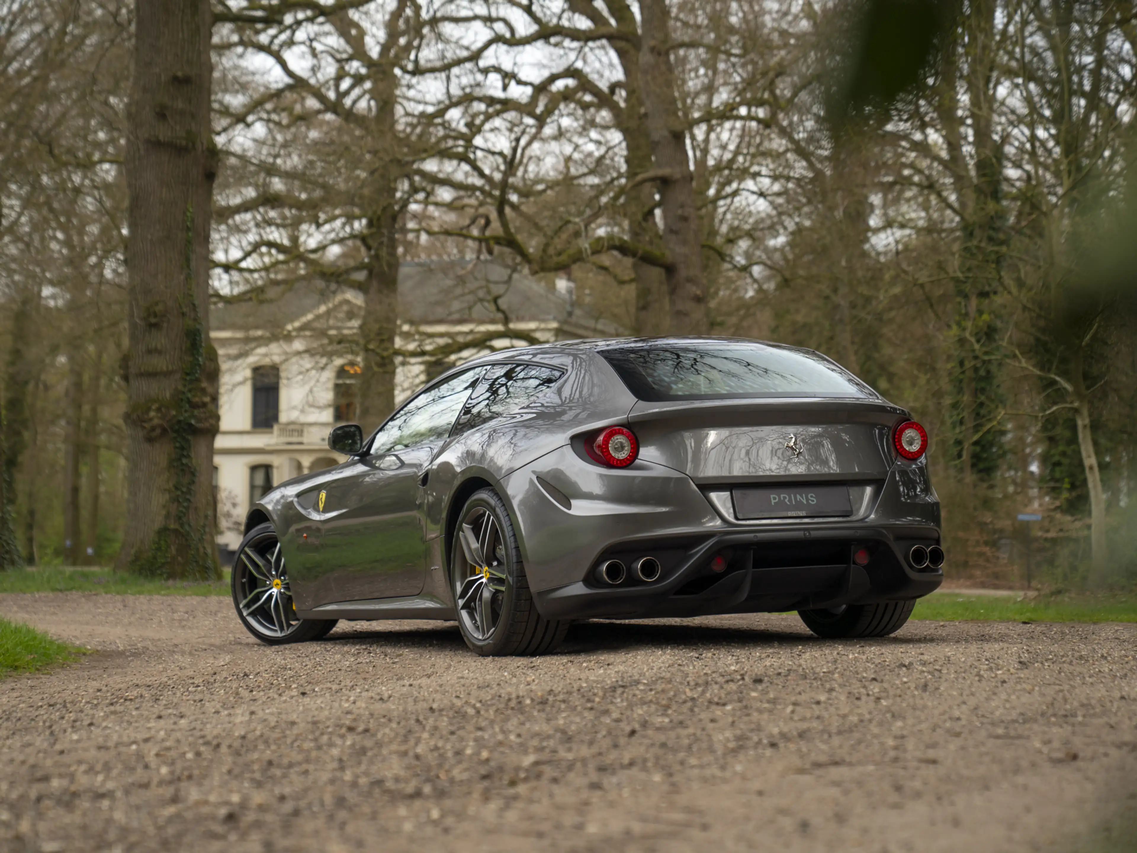 Ferrari FF 6.3 V12 | Perfect maintenance — photo 22