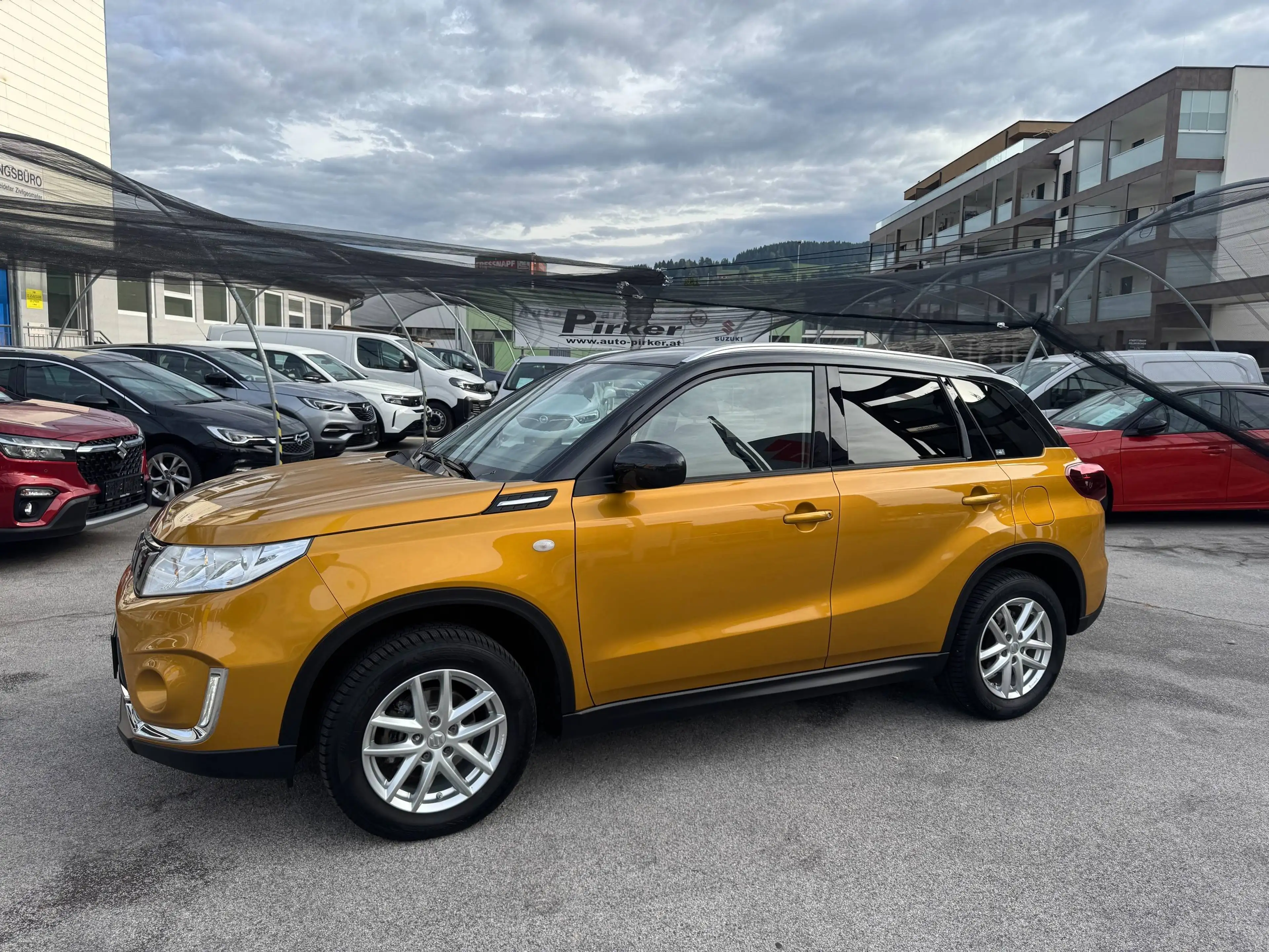 Suzuki Vitara 1.4 Shine 4x4 — photo 2