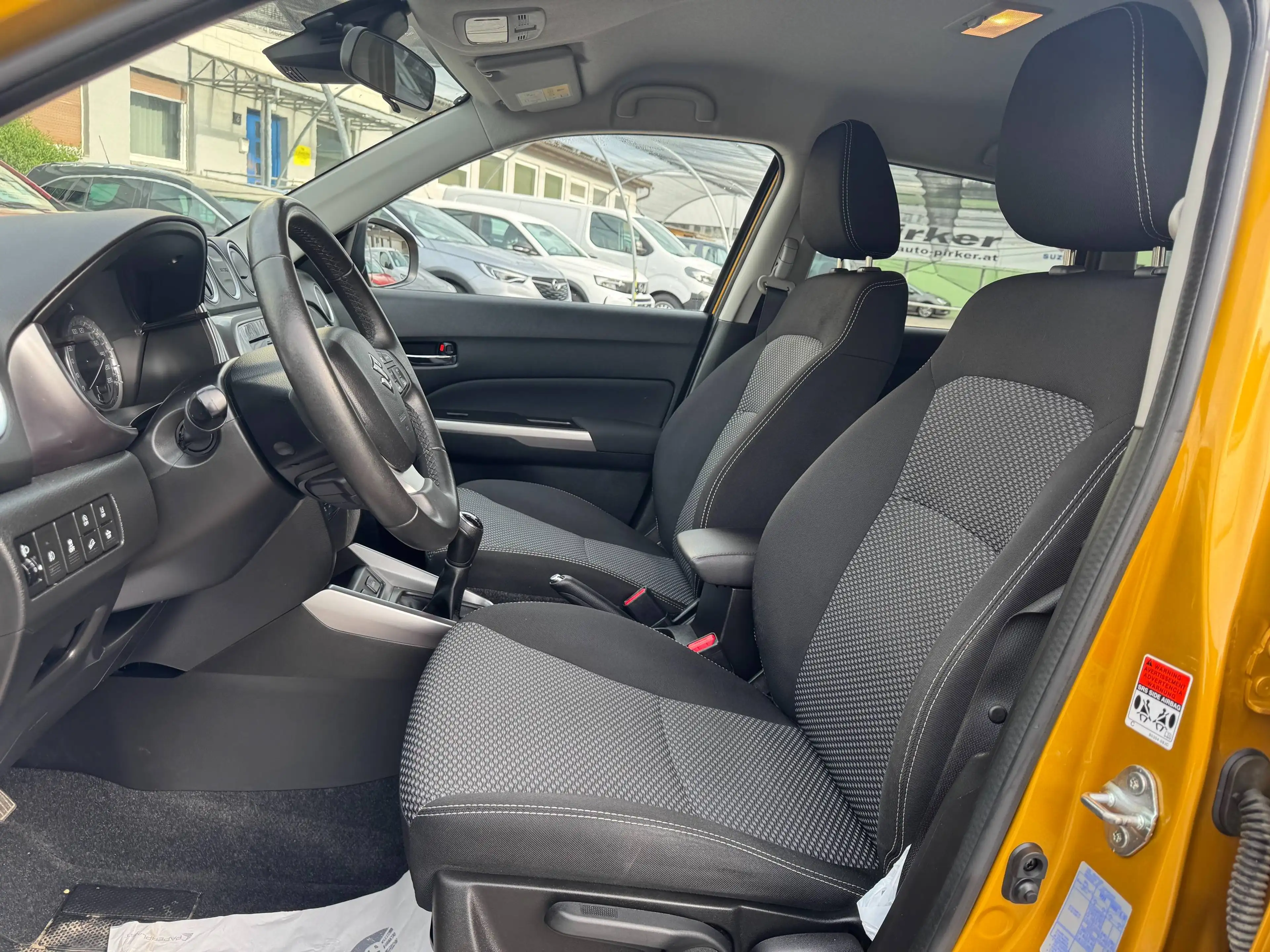 Suzuki Vitara 1.4 Shine 4x4 — photo 9