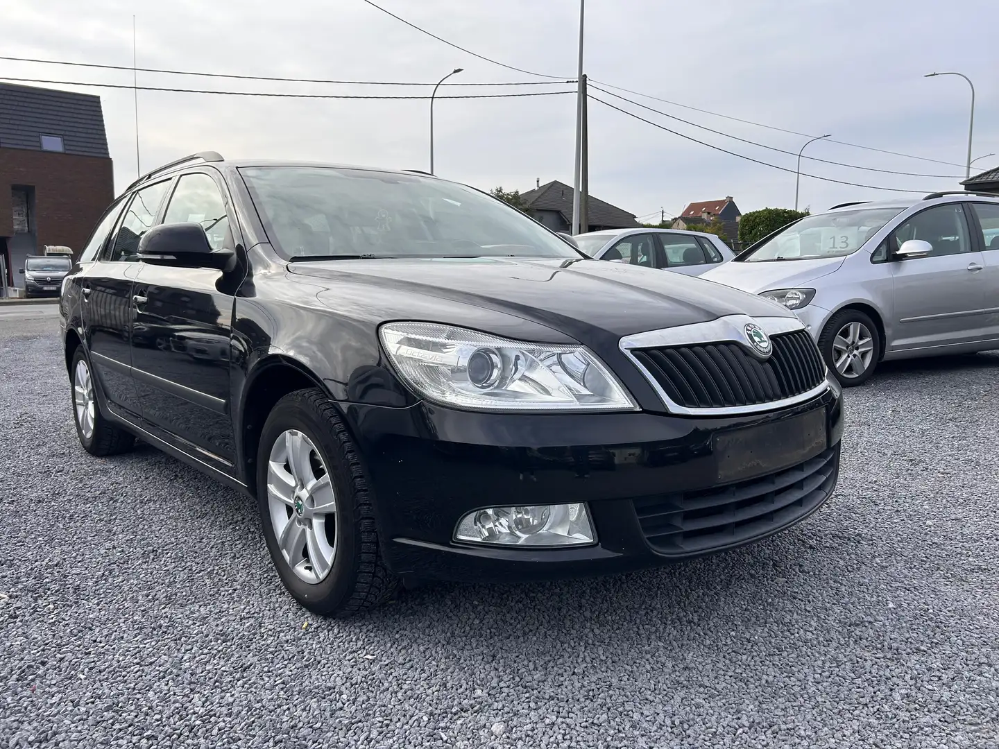 Skoda Octavia Octavia SW 1.6 CR TDi Active DPF Zwart - 1