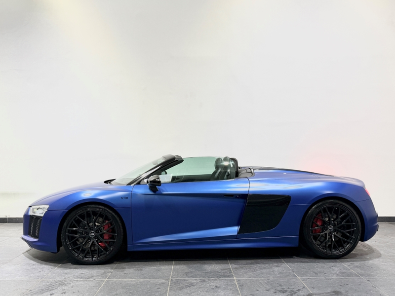 Audi R8 Spyder 5.2 FSI quattro/KAMERA/SPORTAUSPUFF/BO — photo 8