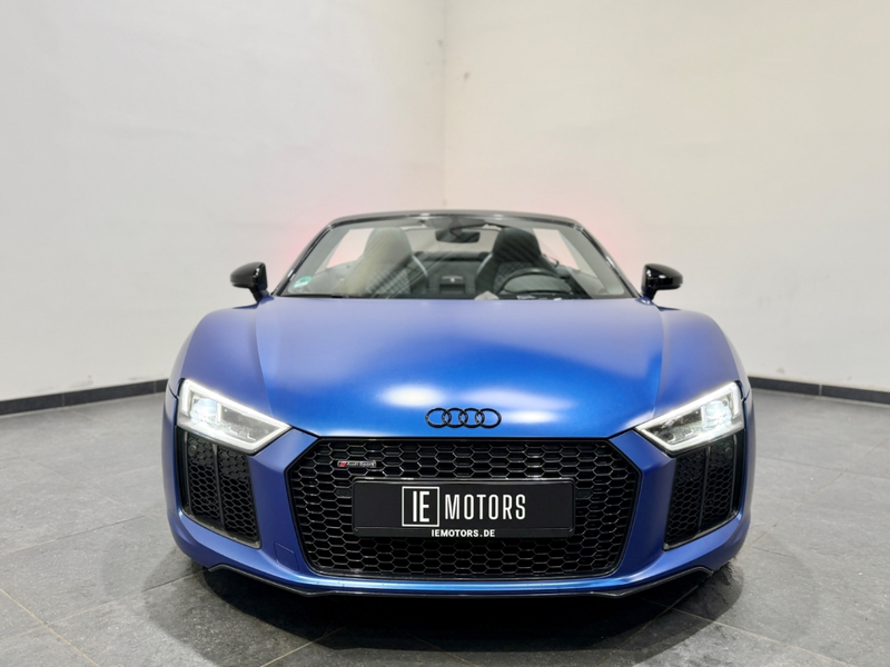 Audi R8 Spyder 5.2 FSI quattro/KAMERA/SPORTAUSPUFF/BO — photo 2