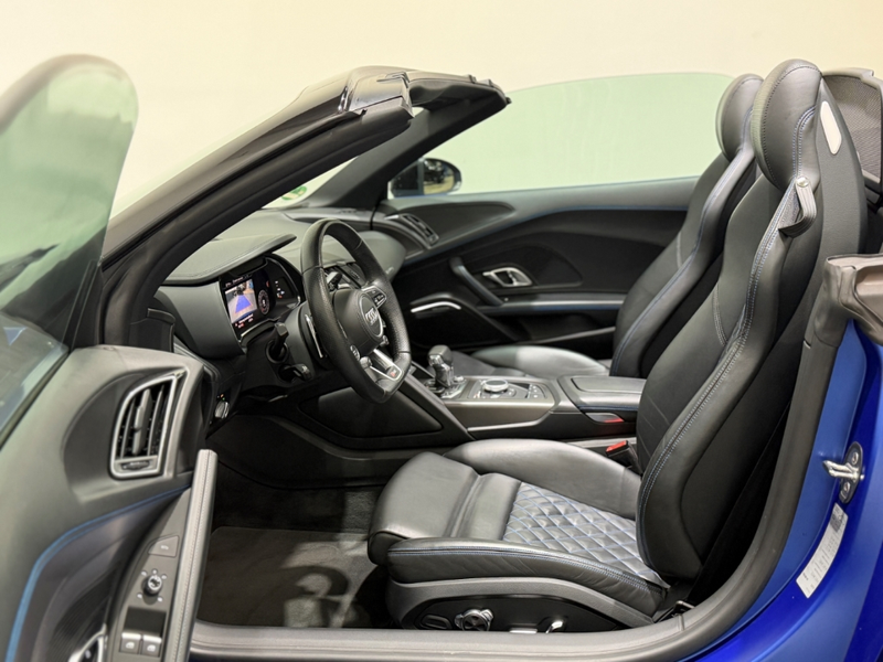 Audi R8 Spyder 5.2 FSI quattro/KAMERA/SPORTAUSPUFF/BO — photo 10