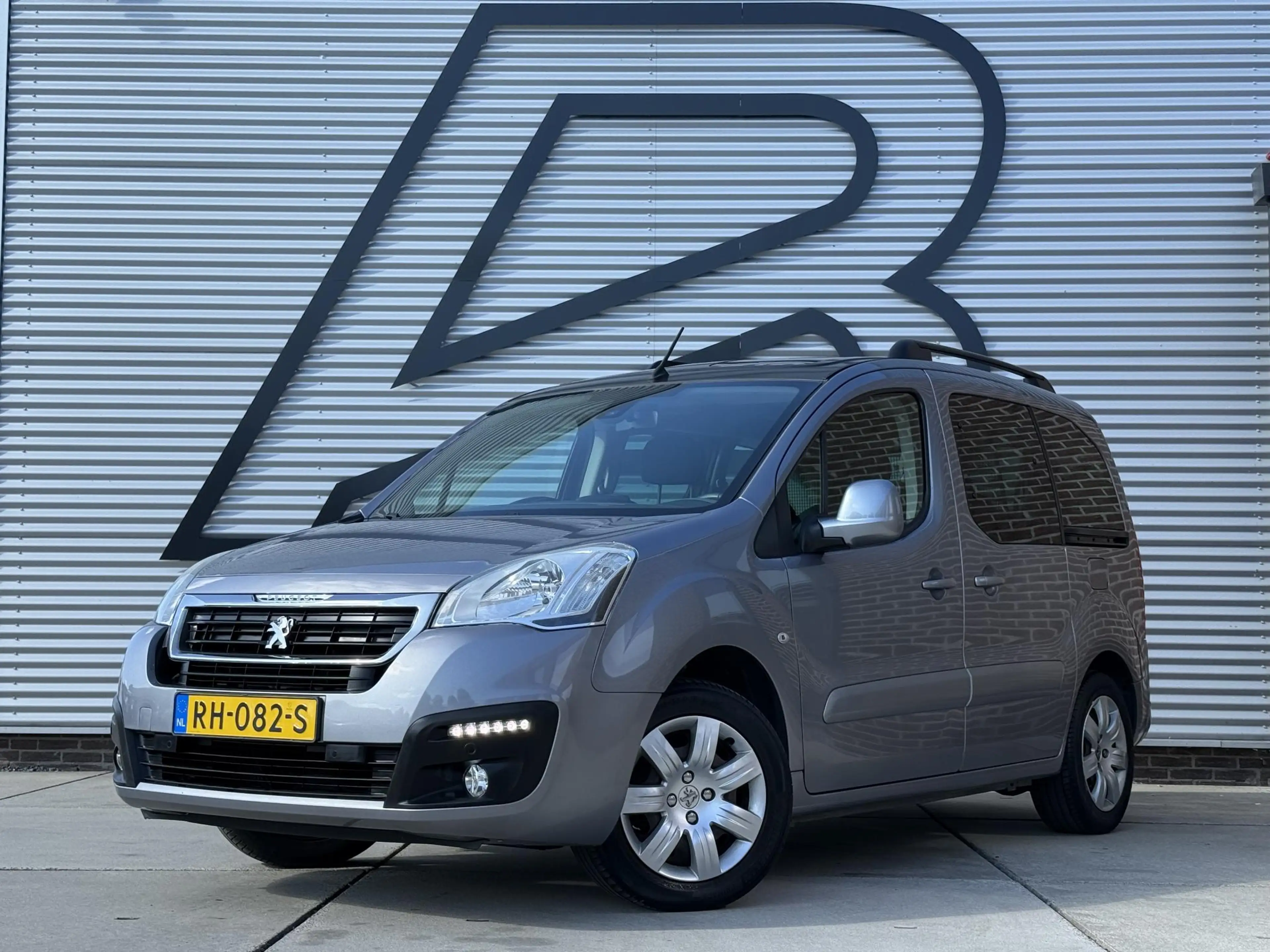 Peugeot Partner Tepee 1.2 PureTech Active 1e Eigenaar|Navi|Camera|