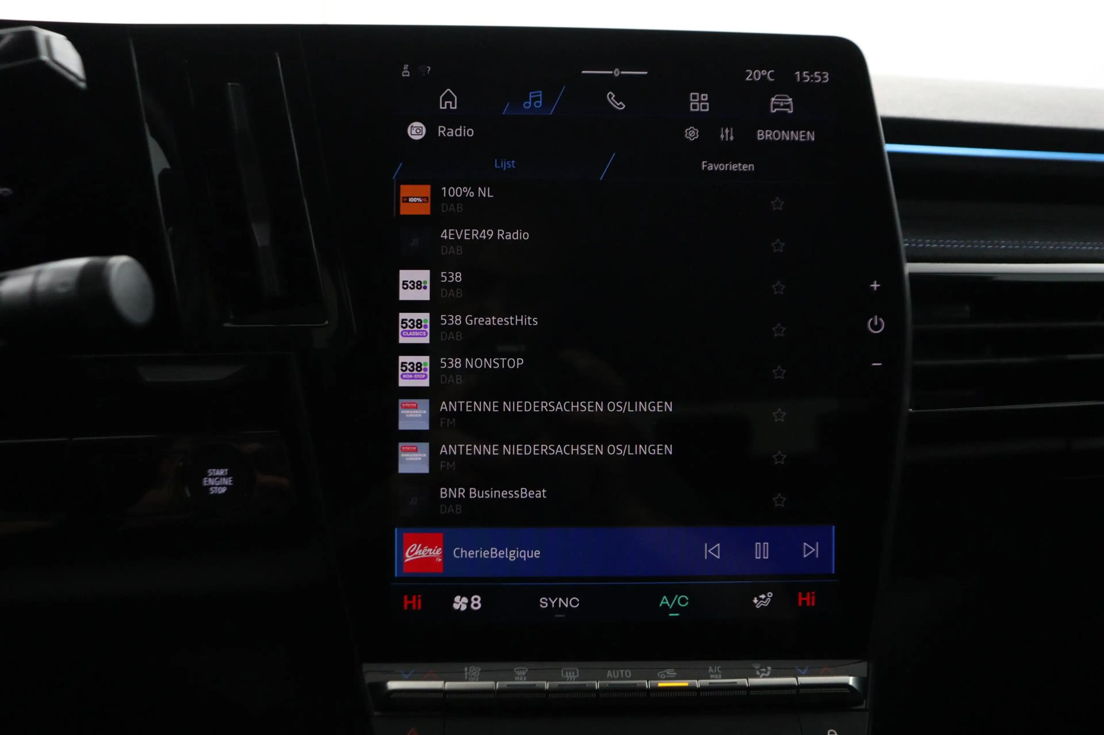 Renault Austral techno esprit Alpine E-Tech full hybrid 200 | Trek — photo 12