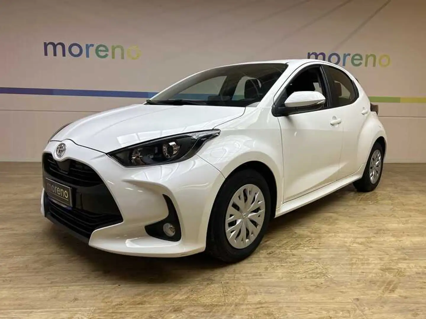 Toyota Yaris 1.0 Active Bianco - 1