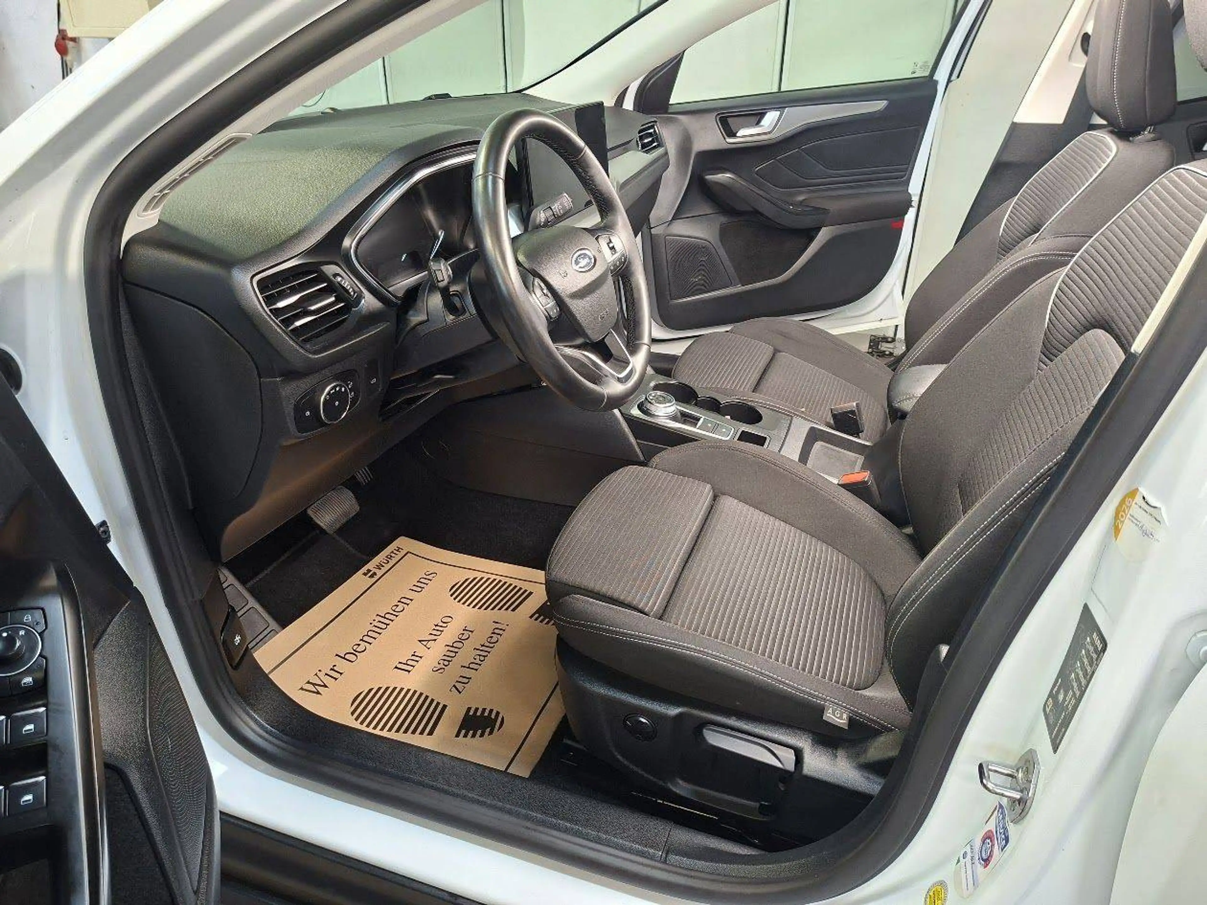 Ford Focus Kombi 1.5 EcoBlue Titanium Aut. AHK, Winter-Paket — photo 7