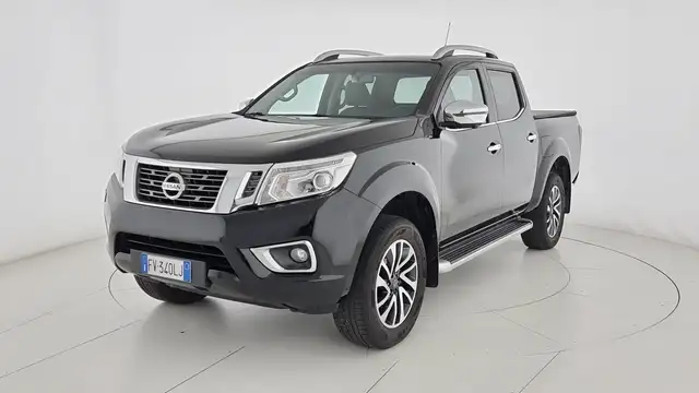 Nissan NP300 2.3 dCi 4WD Double Cab Gancio Traino N1 Autocarro