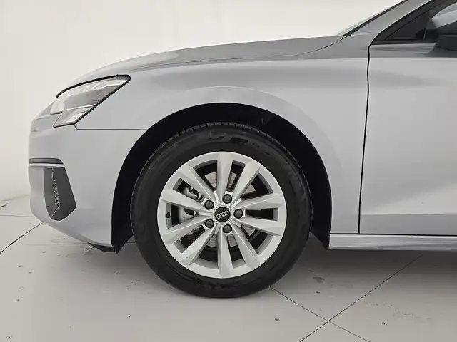Audi A3 view 9