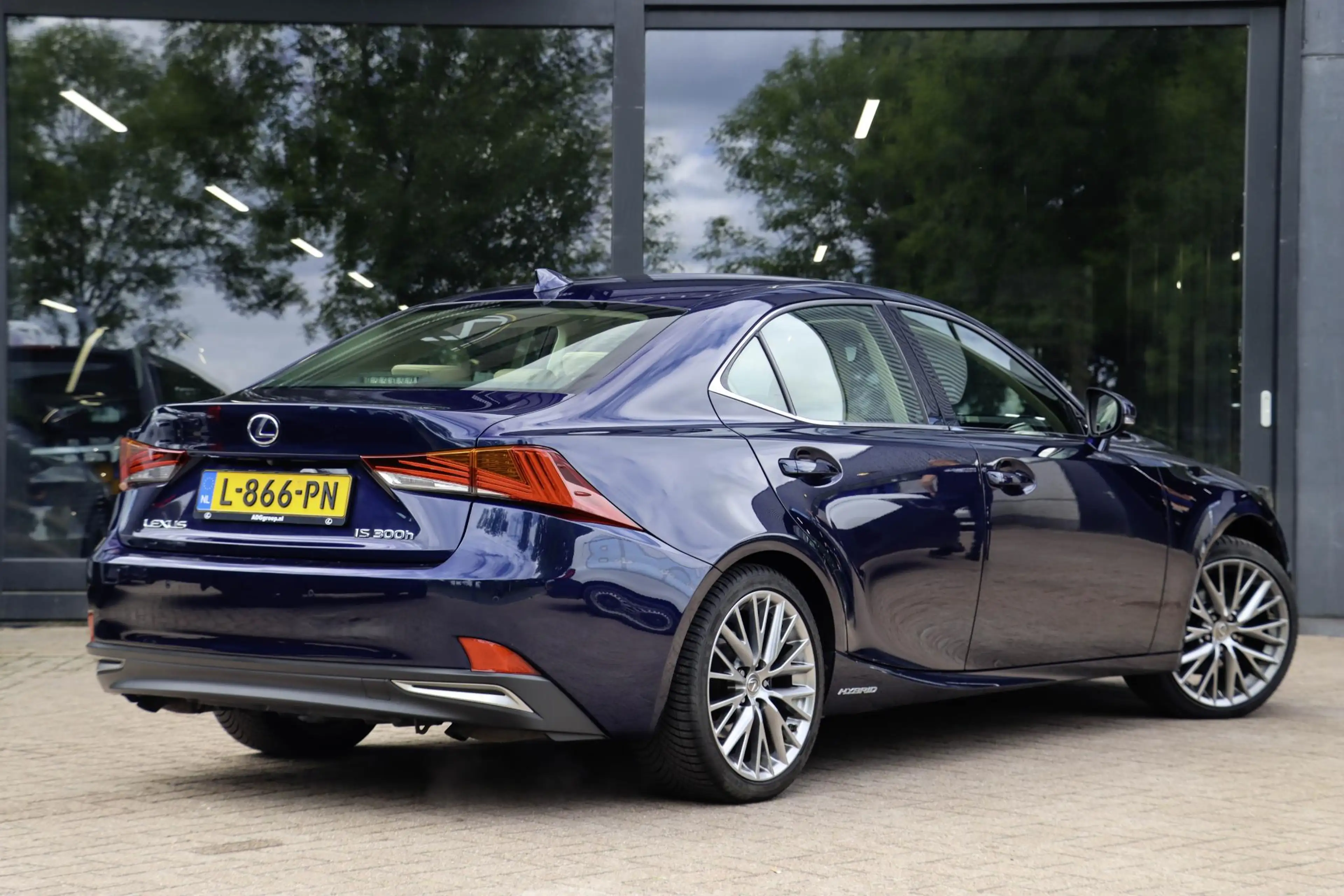 Lexus IS 300 300h Hybrid Luxury Line | Mark Levinson | Stoelkoe — photo 3