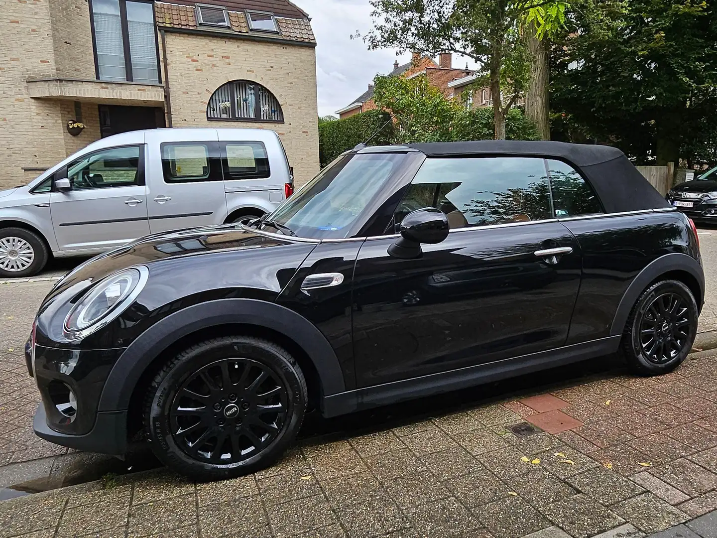 MINI Cooper Cabrio Mini Cabriolet 1.5 Cooper OPF (EU6d-TEMP) Noir - 1