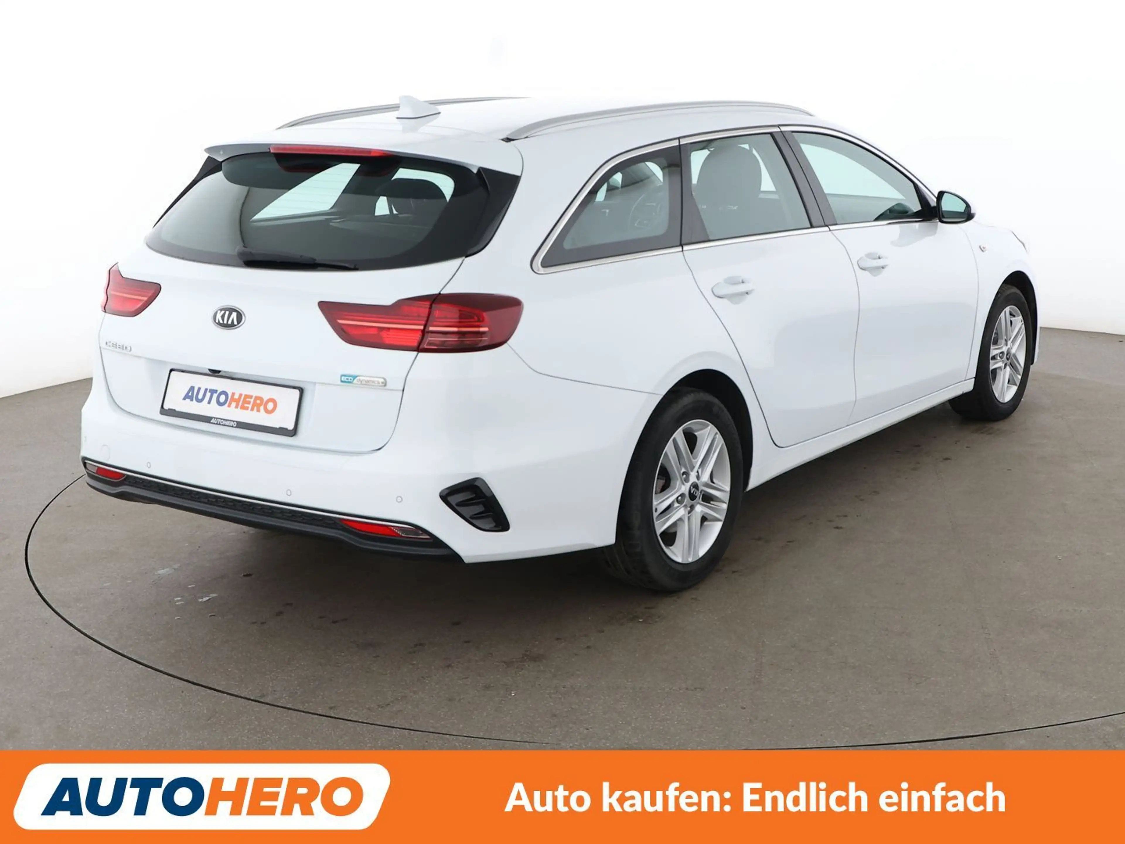 Kia Ceed / cee'd 1.6 CRDi Mild-Hybrid Vision*NAVI*TEMPO*CAM*PDC*SHZ — photo 6