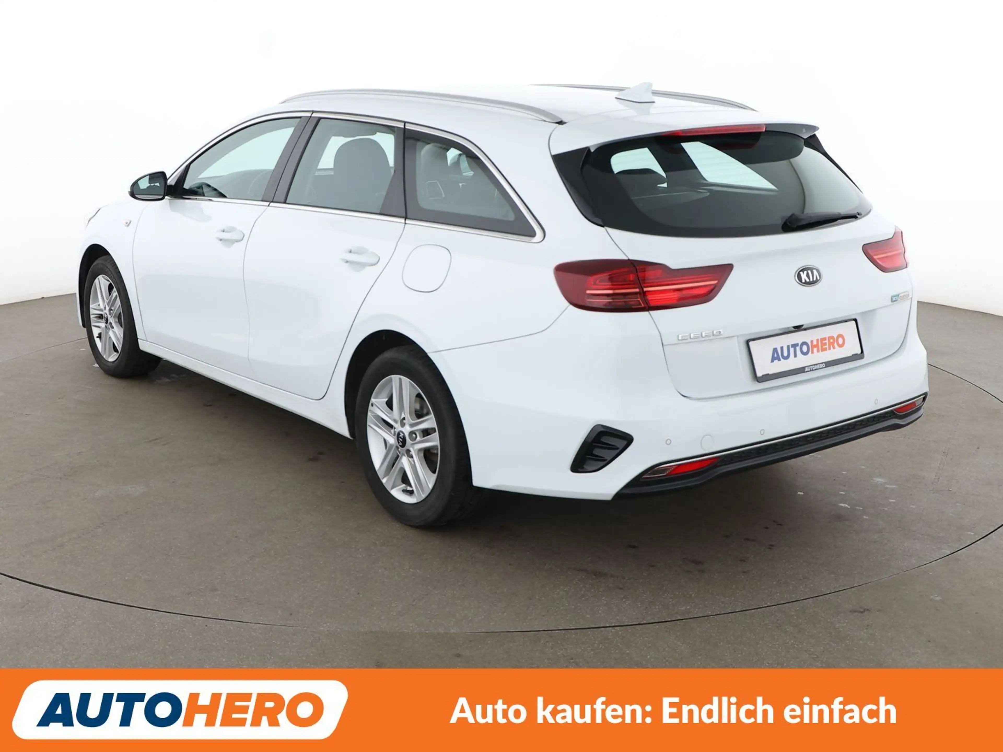 Kia Ceed / cee'd 1.6 CRDi Mild-Hybrid Vision*NAVI*TEMPO*CAM*PDC*SHZ — photo 4