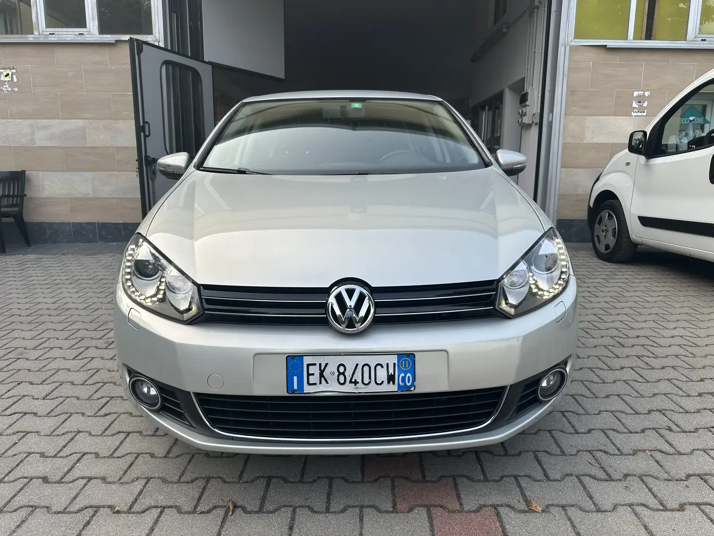 Volkswagen Golf 5p 1.6 Highline bi-fuel - 1