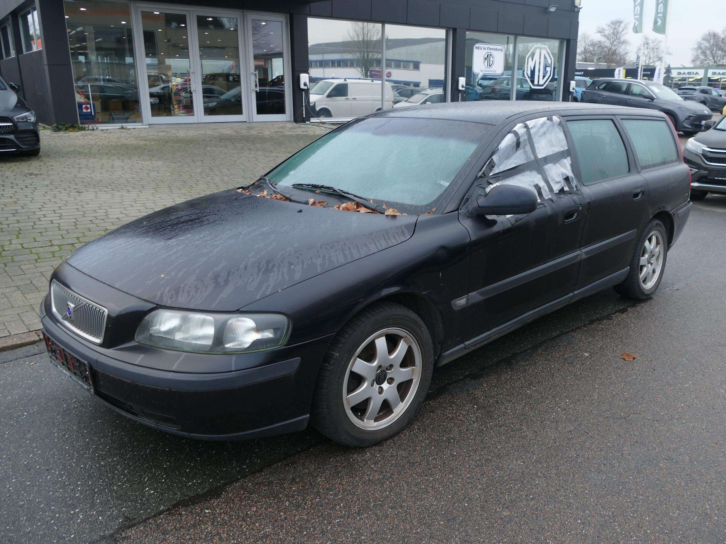 Second hand Volvo V70 2.0