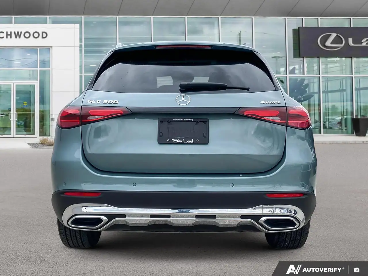 Mercedes-Benz GLC снимка Mercedes-Benz GLC