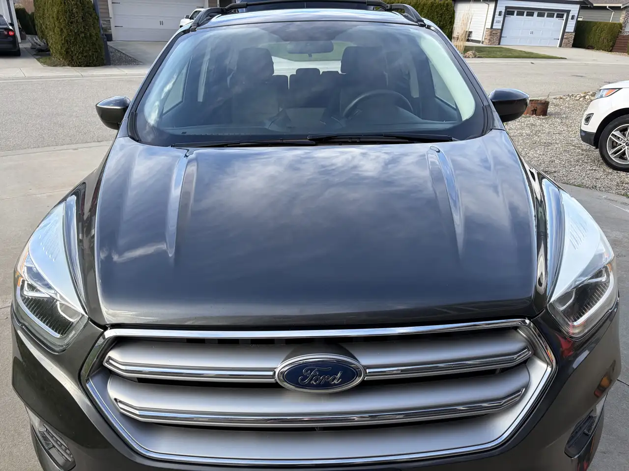 Ford Escape снимка Ford Escape