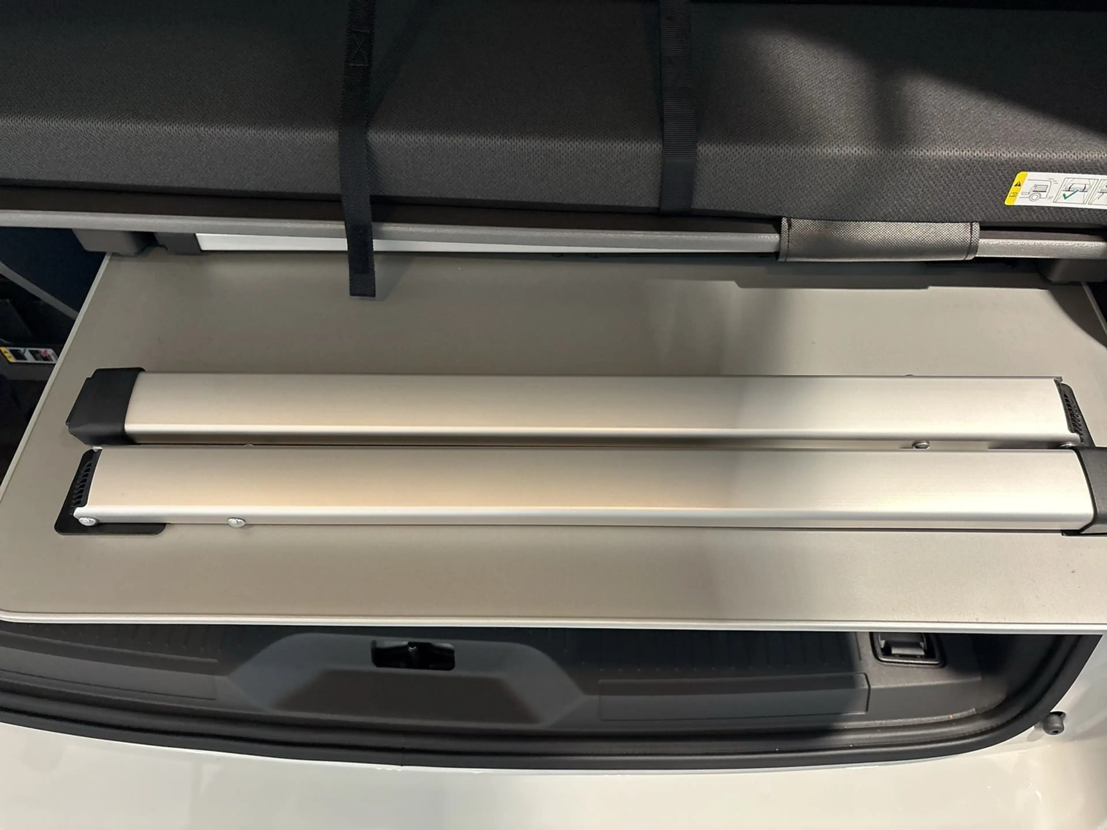 Volkswagen T7 California VW T7 California Beach eHybrid 180 kW 4M — photo 12